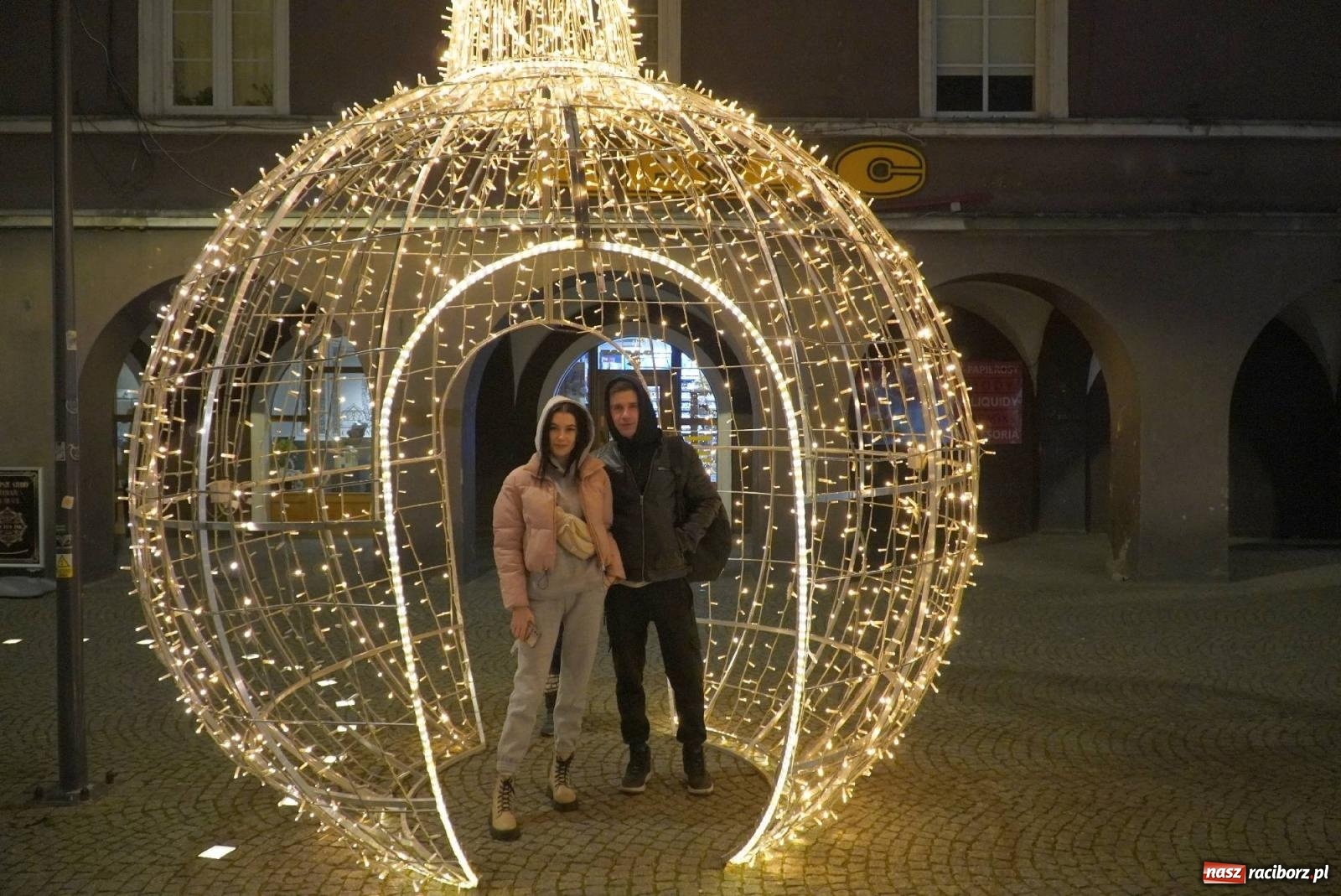 Zdjęcie w galerii na portalu naszraciborz.pl: Moczka od Jabłonek, karoca i rozświetlona choinka wiadomości z regionu