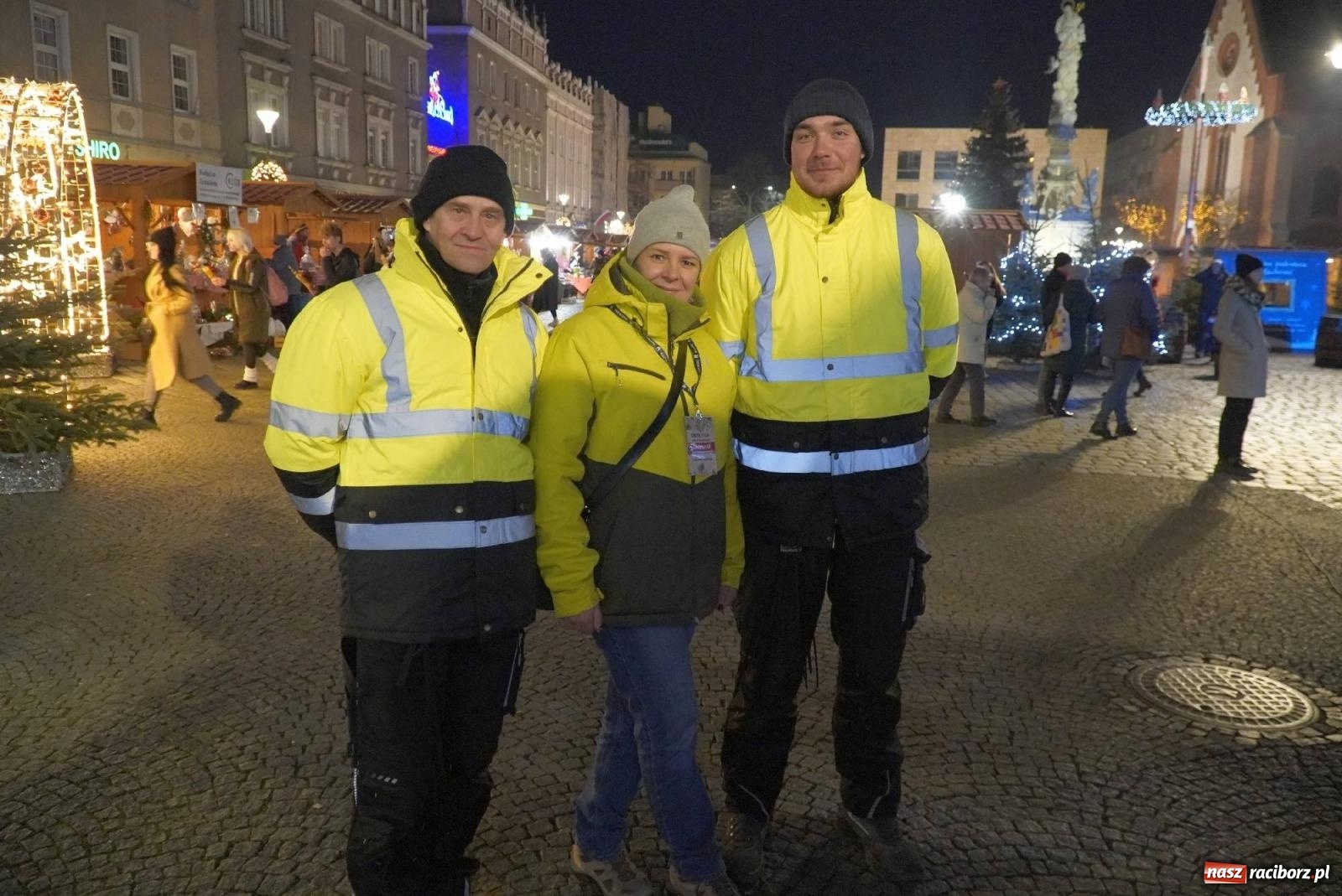 Zdjęcie w galerii na portalu naszraciborz.pl: Moczka od Jabłonek, karoca i rozświetlona choinka wiadomości z regionu