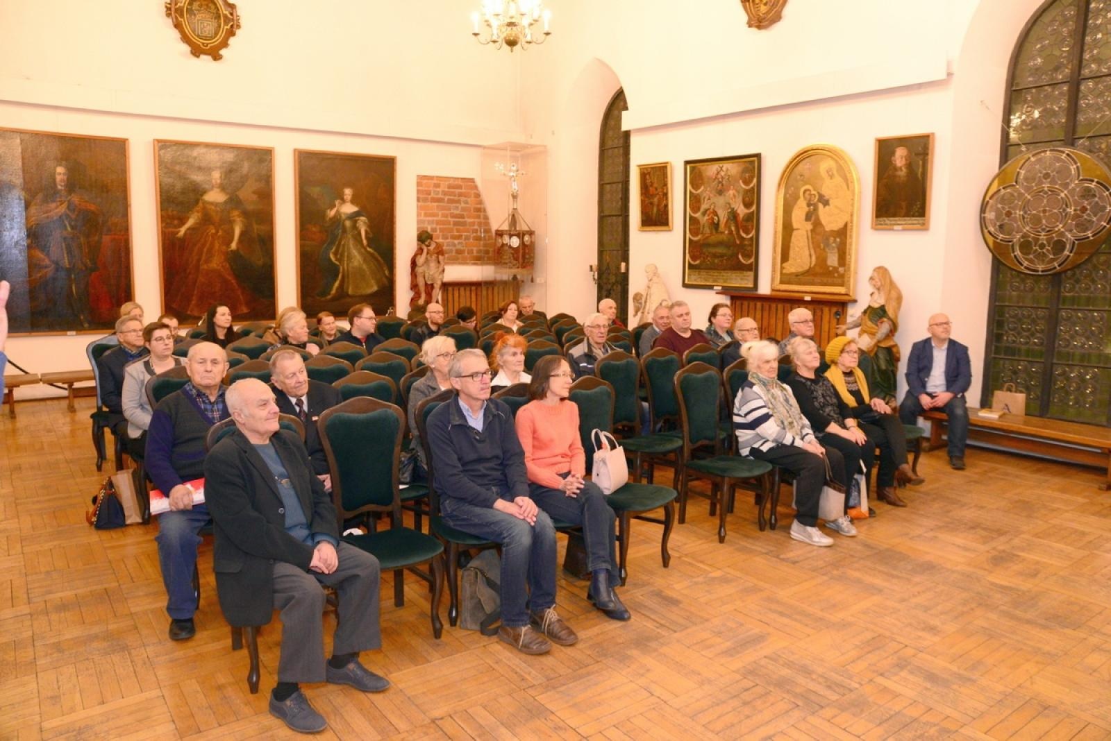 Zdjęcie w galerii na portalu naszraciborz.pl: Cherlawi władcy. W Muzeum promowano książkę o książętach raciborskich wiadomości z regionu