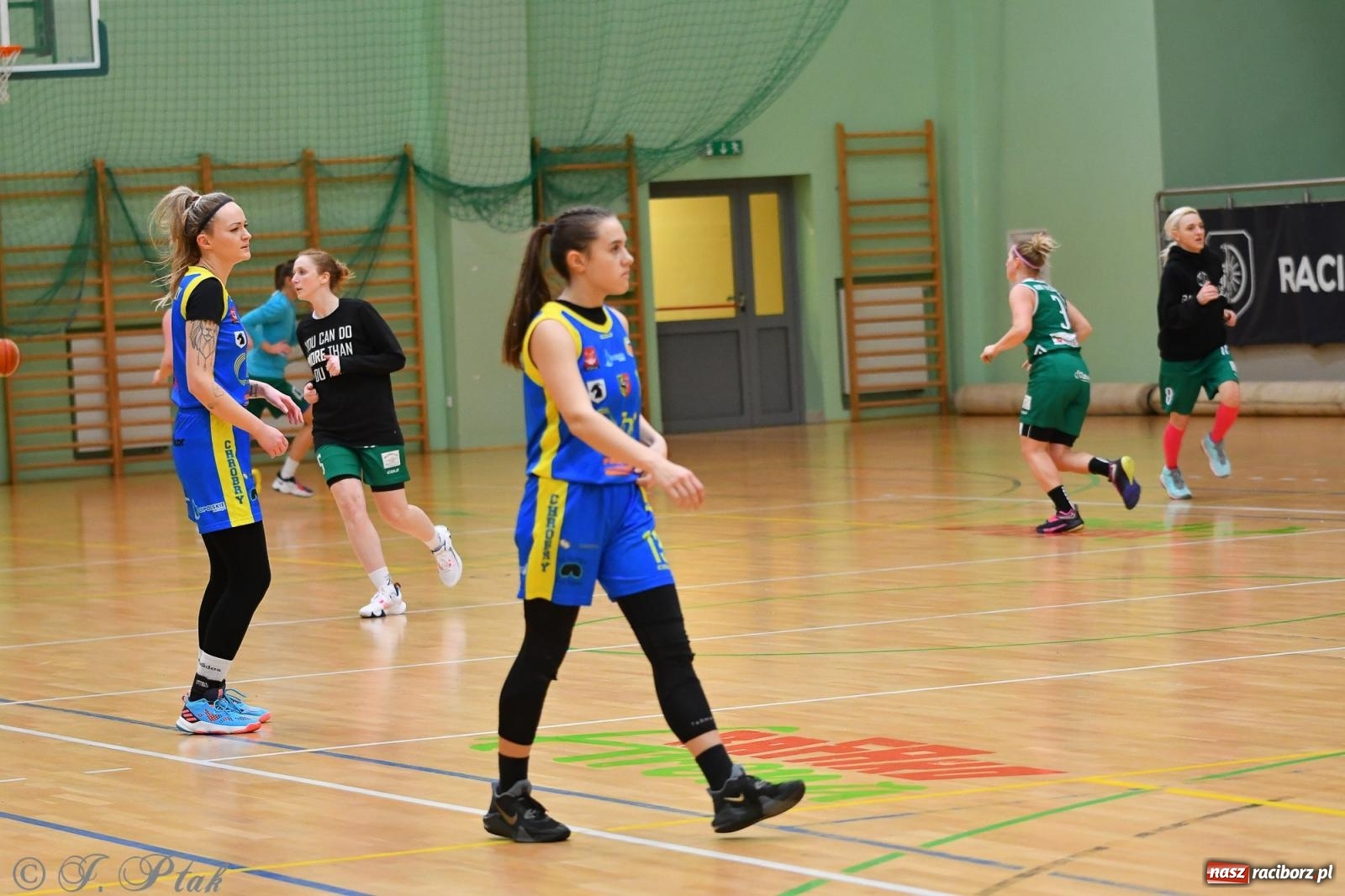 Zdjęcie w galerii na portalu naszraciborz.pl: Koszykówka. Zdecydowała druga kwarta [FOTO] wiadomości z regionu