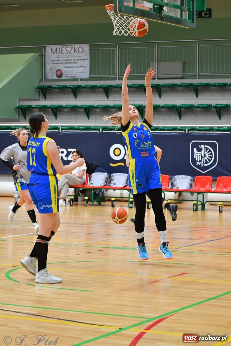 Zdjęcie w galerii na portalu naszraciborz.pl: Koszykówka. Zdecydowała druga kwarta [FOTO] wiadomości z regionu