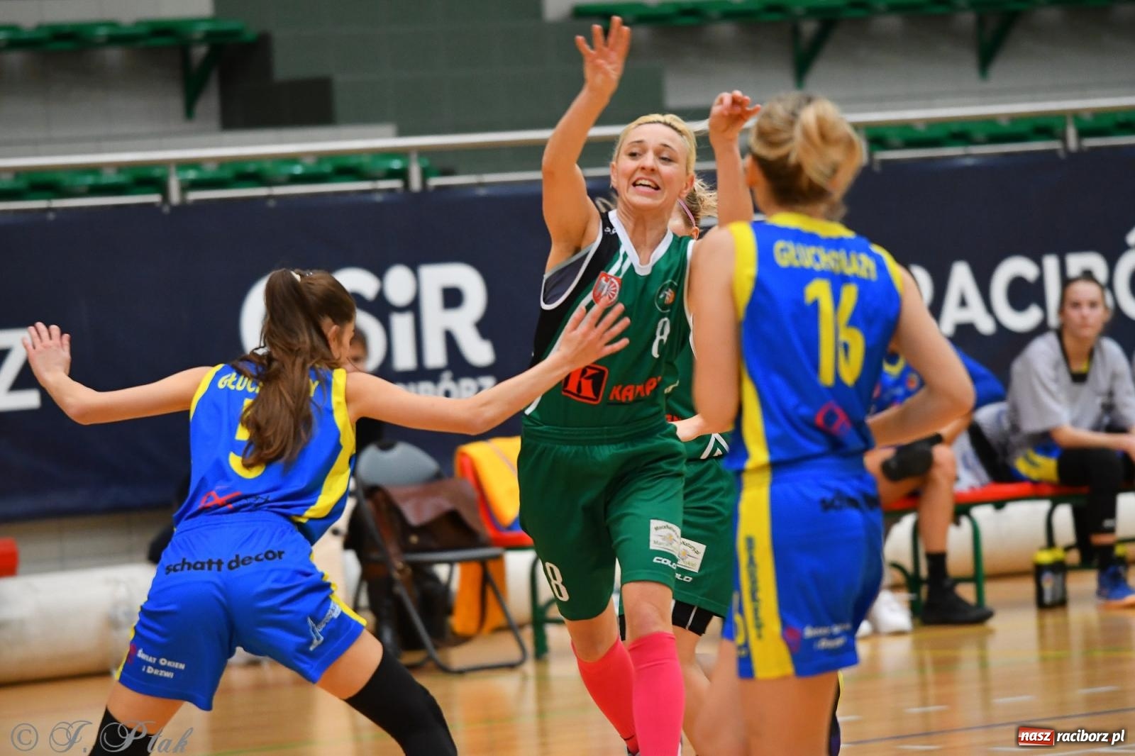 Zdjęcie w galerii na portalu naszraciborz.pl: Koszykówka. Zdecydowała druga kwarta [FOTO] wiadomości z regionu