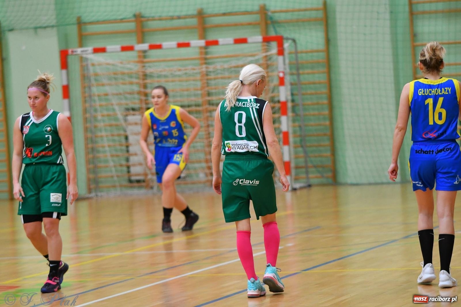 Zdjęcie w galerii na portalu naszraciborz.pl: Koszykówka. Zdecydowała druga kwarta [FOTO] wiadomości z regionu