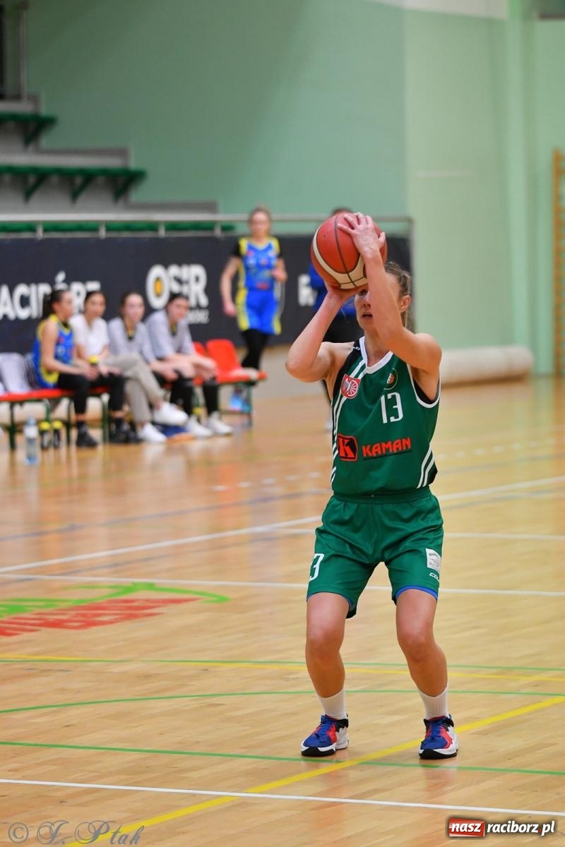 Zdjęcie w galerii na portalu naszraciborz.pl: Koszykówka. Zdecydowała druga kwarta [FOTO] wiadomości z regionu