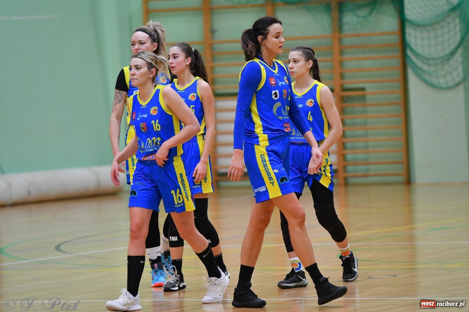 Zdjęcie w galerii na portalu naszraciborz.pl: Koszykówka. Zdecydowała druga kwarta [FOTO] wiadomości z regionu