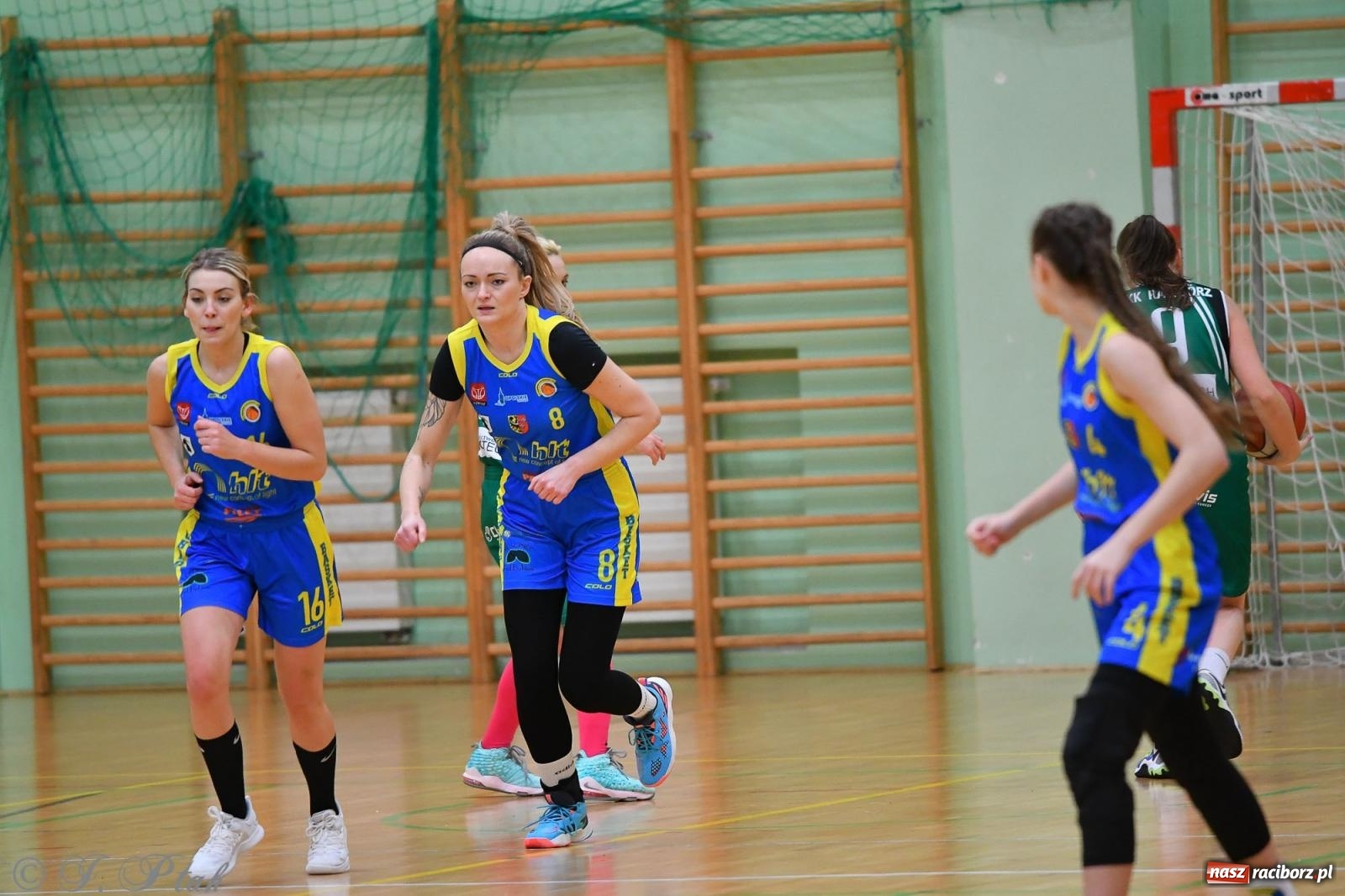 Zdjęcie w galerii na portalu naszraciborz.pl: Koszykówka. Zdecydowała druga kwarta [FOTO] wiadomości z regionu