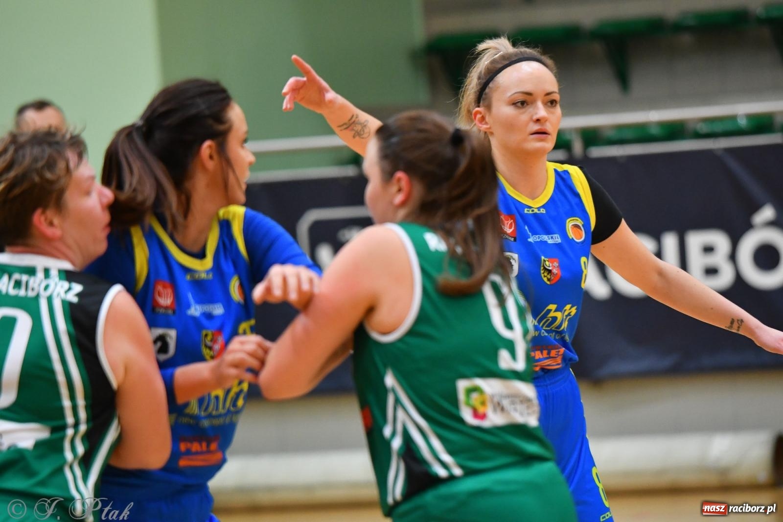 Zdjęcie w galerii na portalu naszraciborz.pl: Koszykówka. Zdecydowała druga kwarta [FOTO] wiadomości z regionu