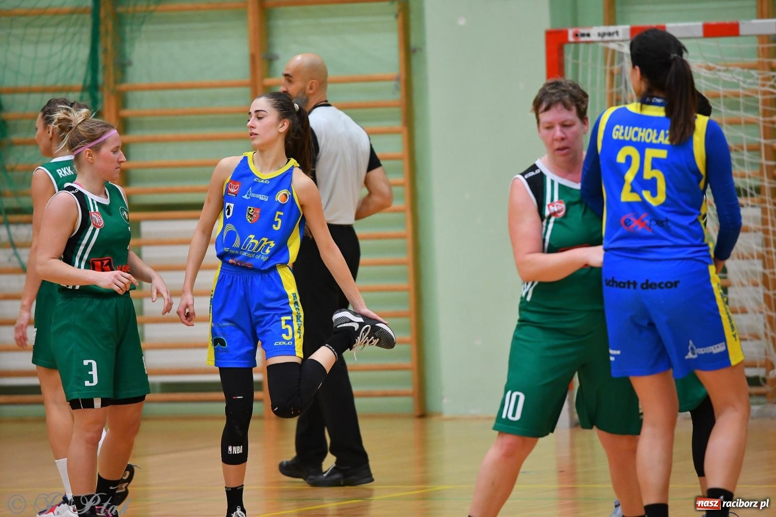 Zdjęcie w galerii na portalu naszraciborz.pl: Koszykówka. Zdecydowała druga kwarta [FOTO] wiadomości z regionu