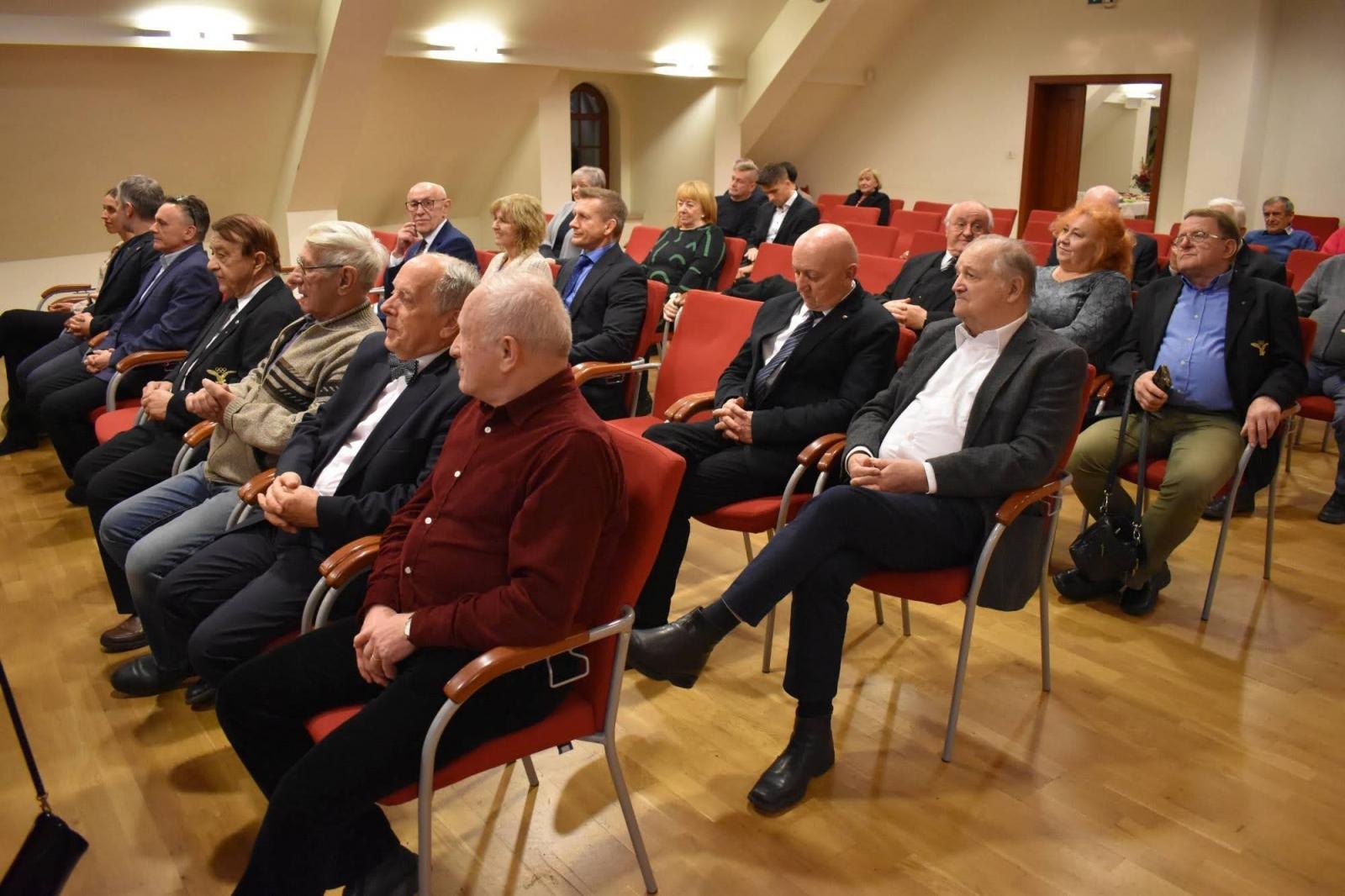 Zdjęcie w galerii na portalu naszraciborz.pl: Obchody 35-lecia Klubu Olimpijczyka Sokół w Raciborzu wiadomości z regionu