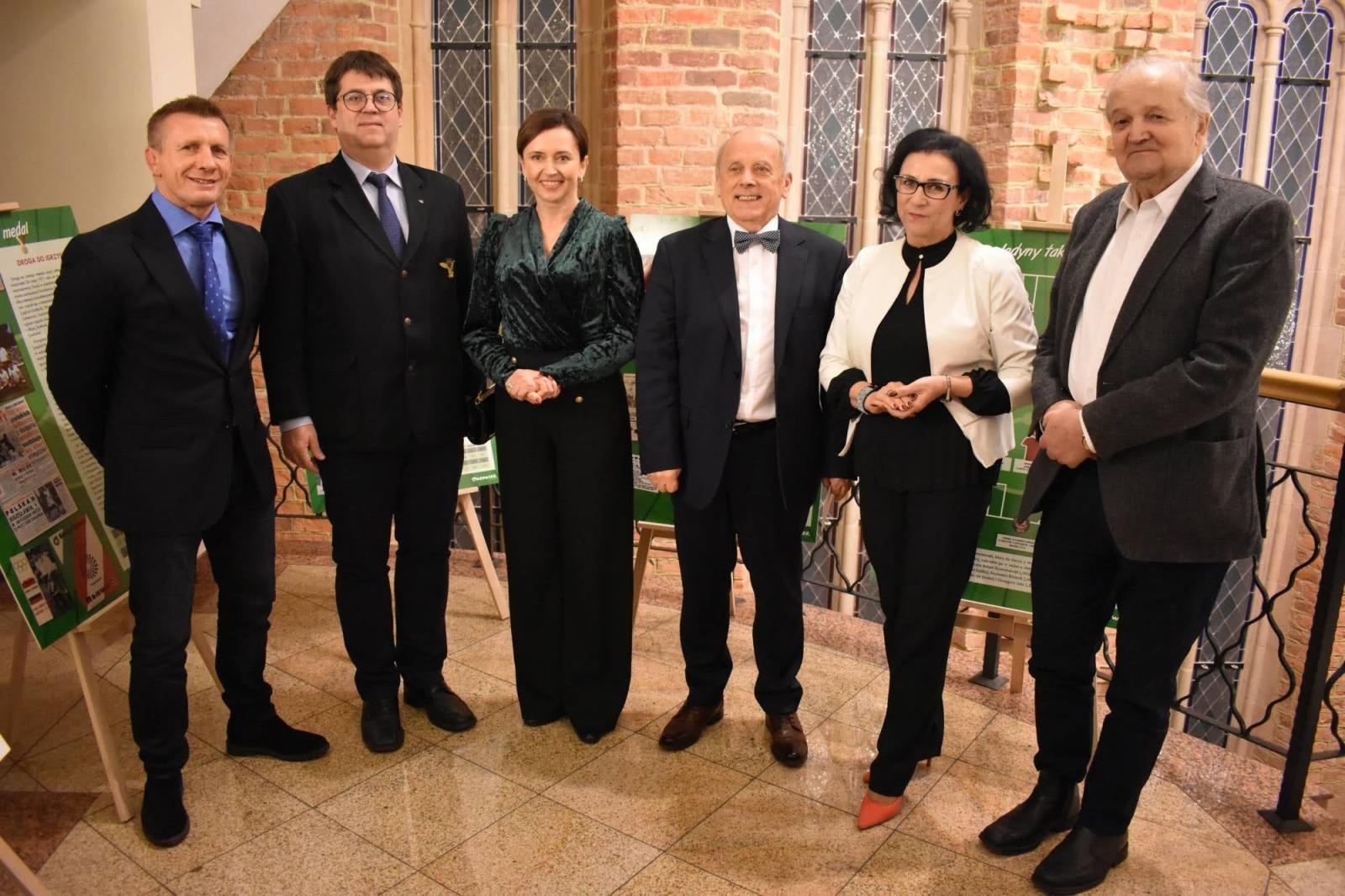 Zdjęcie w galerii na portalu naszraciborz.pl: Obchody 35-lecia Klubu Olimpijczyka Sokół w Raciborzu wiadomości z regionu