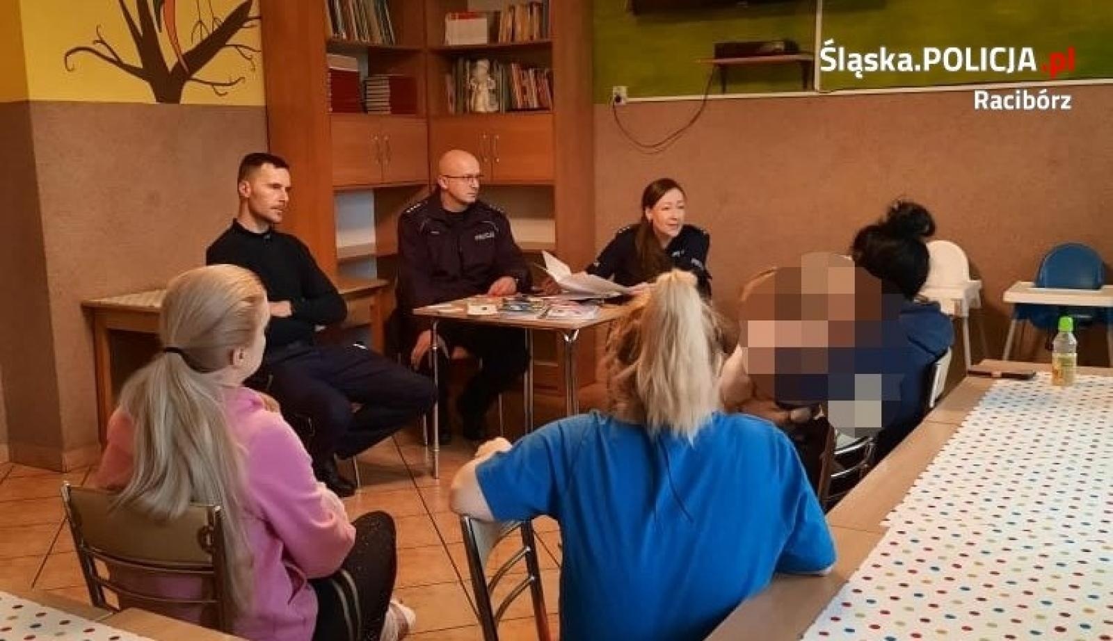 Zdjęcie w galerii na portalu naszraciborz.pl: Przemoc domowa w Raciborzu to wciąż realne zjawisko wiadomości z regionu