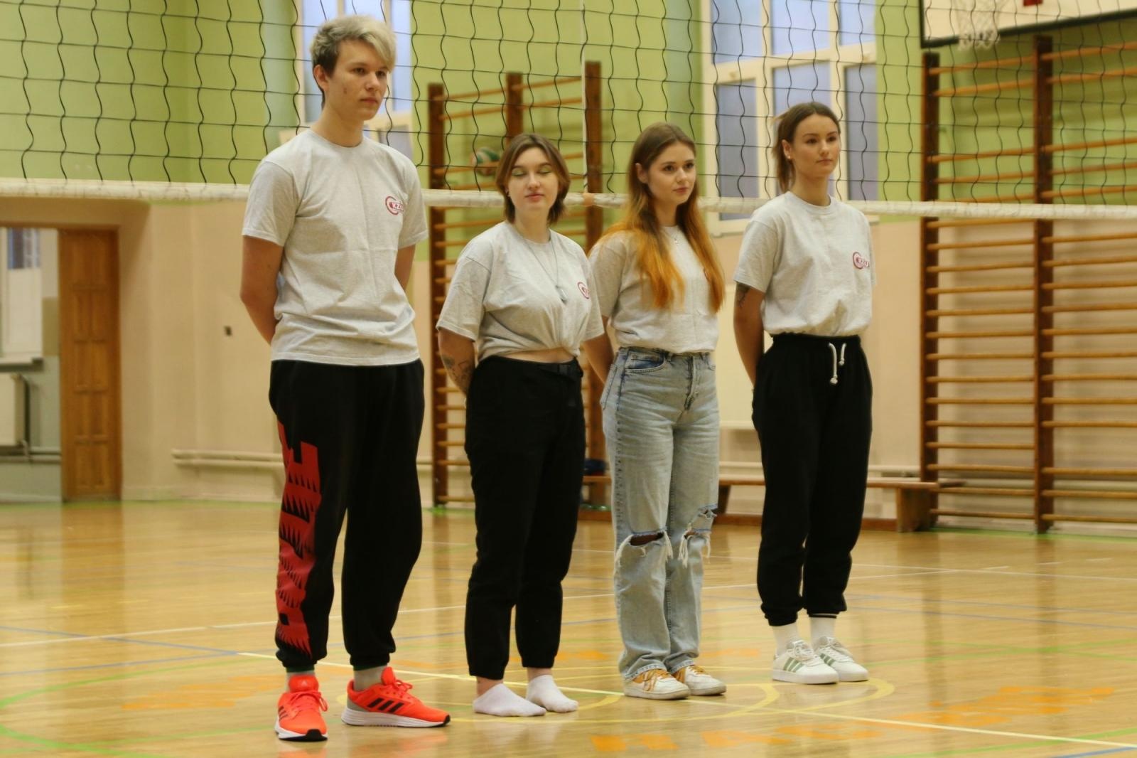 Zdjęcie w galerii na portalu naszraciborz.pl: Mechanik najlepszy w turnieju dwójek siatkarskich w CKZiU nr 1 wiadomości z regionu