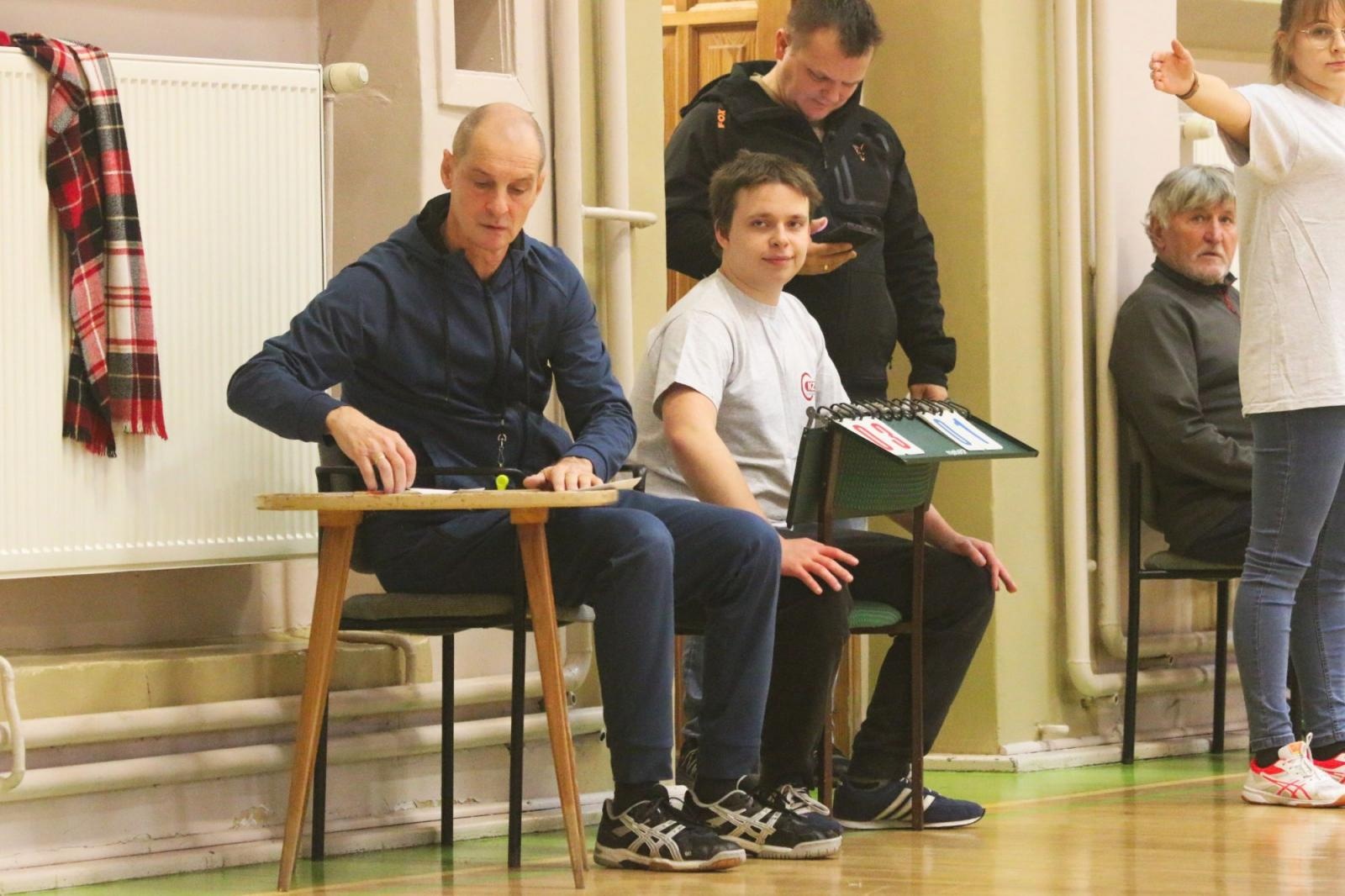 Zdjęcie w galerii na portalu naszraciborz.pl: Mechanik najlepszy w turnieju dwójek siatkarskich w CKZiU nr 1 wiadomości z regionu