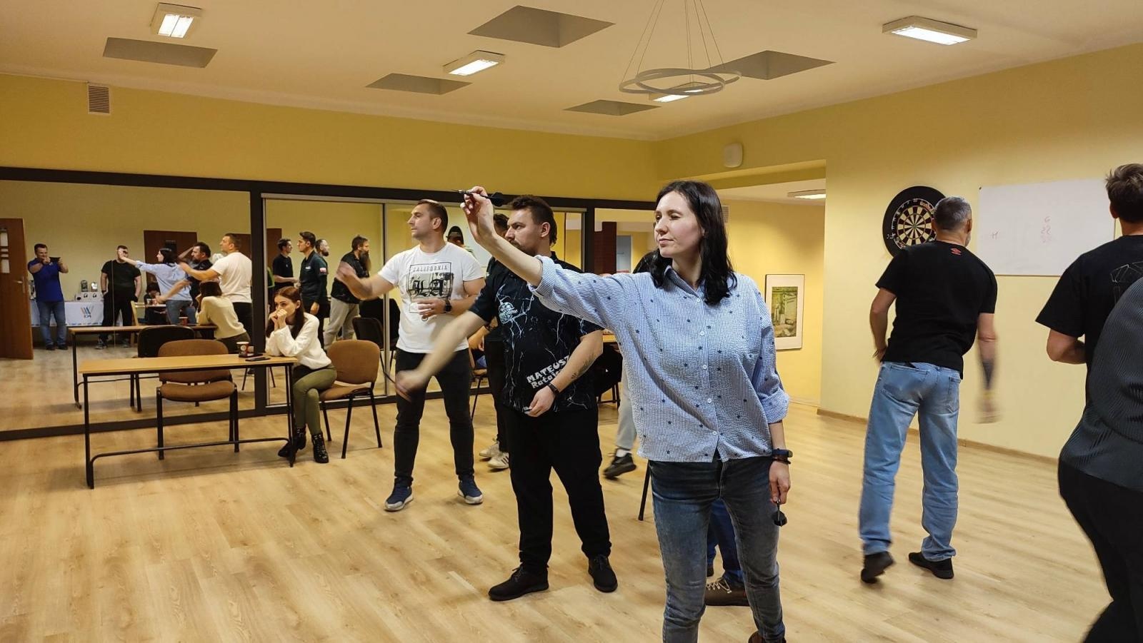 Zdjęcie w galerii na portalu naszraciborz.pl: Barbórkowy turniej darta w PCSie wiadomości z regionu