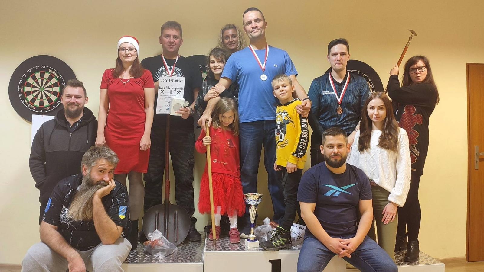 Zdjęcie w galerii na portalu naszraciborz.pl: Barbórkowy turniej darta w PCSie wiadomości z regionu