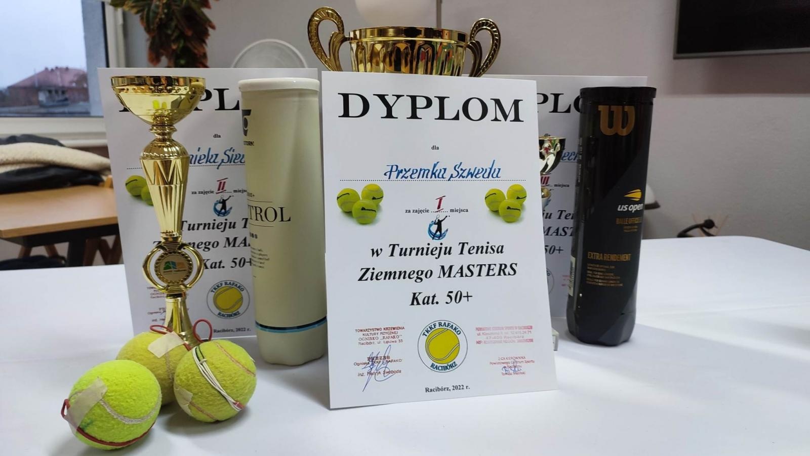 Zdjęcie w galerii na portalu naszraciborz.pl: W PCS nagrodzono najlepszych tenisistów wiadomości z regionu