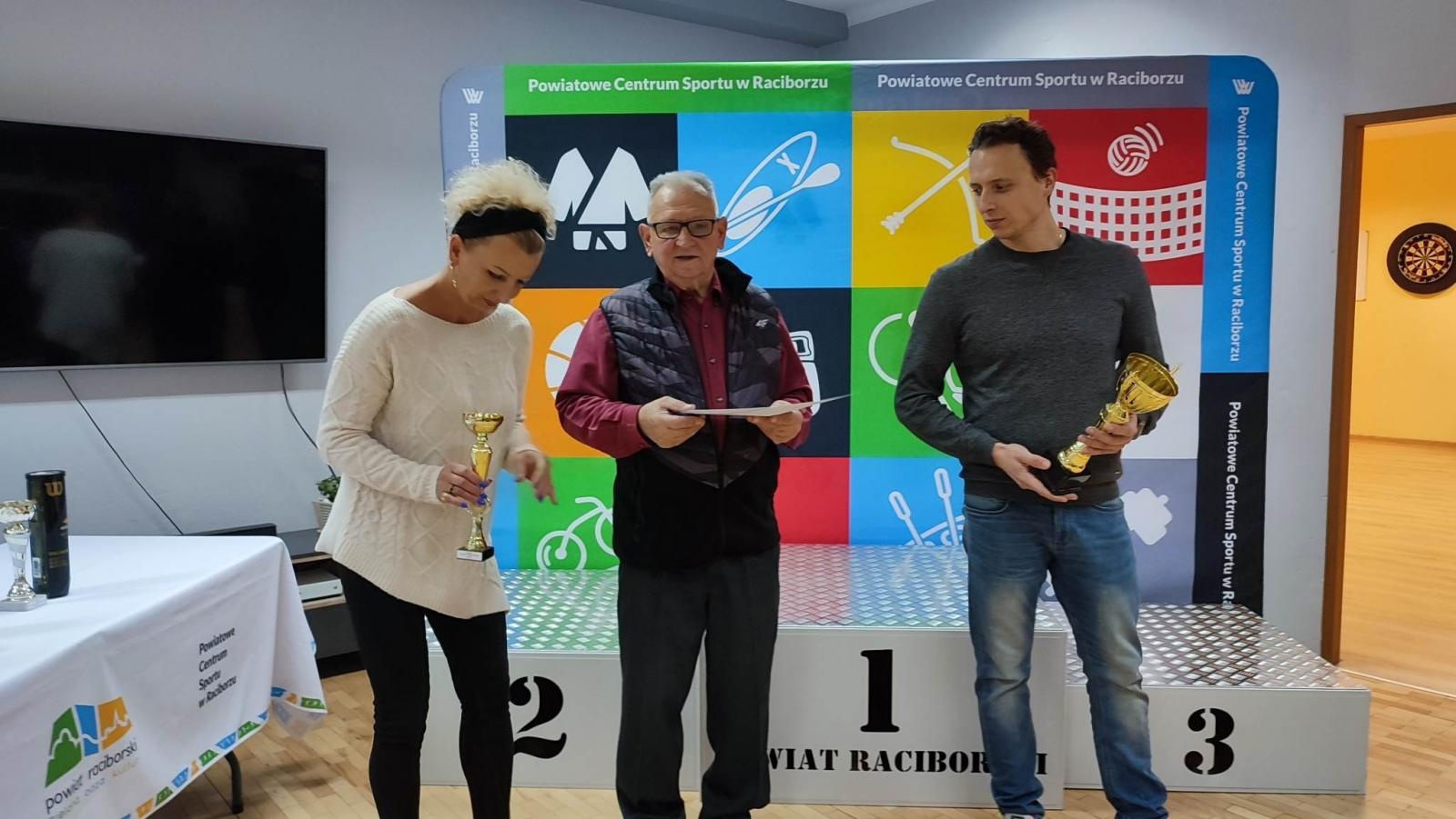 Zdjęcie w galerii na portalu naszraciborz.pl: W PCS nagrodzono najlepszych tenisistów wiadomości z regionu
