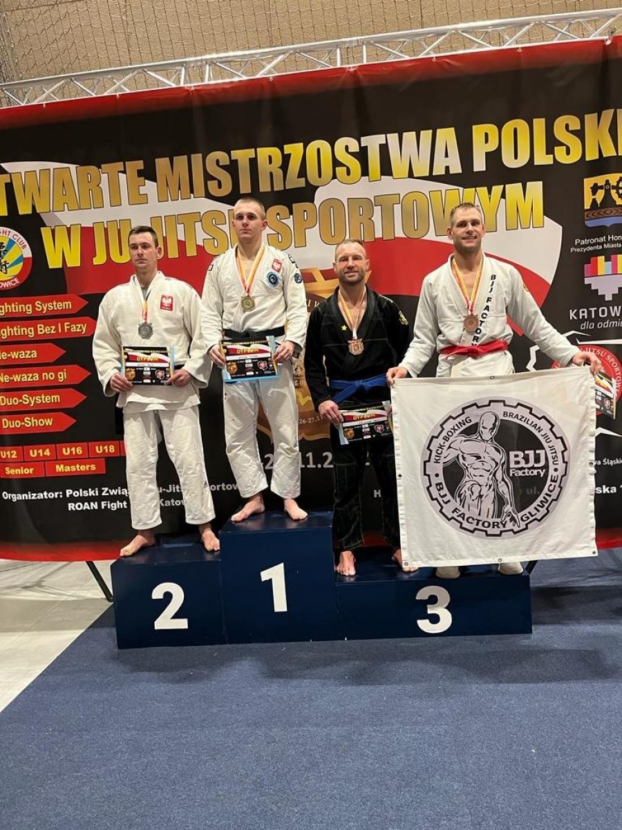 Zdjęcie w galerii na portalu naszraciborz.pl: Kuźniańska Sparta z medalami mistrzostw Polski w ju-jitsu wiadomości z regionu