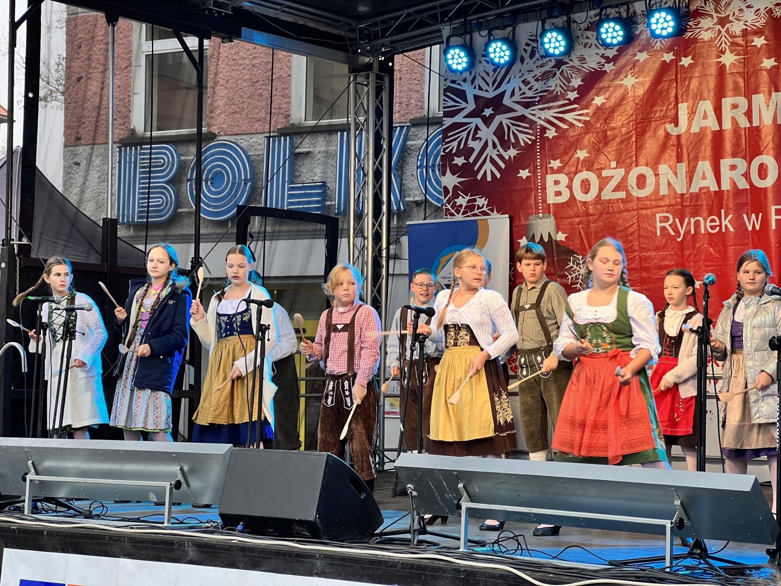 Zdjęcie w galerii na portalu naszraciborz.pl: Niedziela na raciborskim jarmarku [WIDEO] wiadomości z regionu