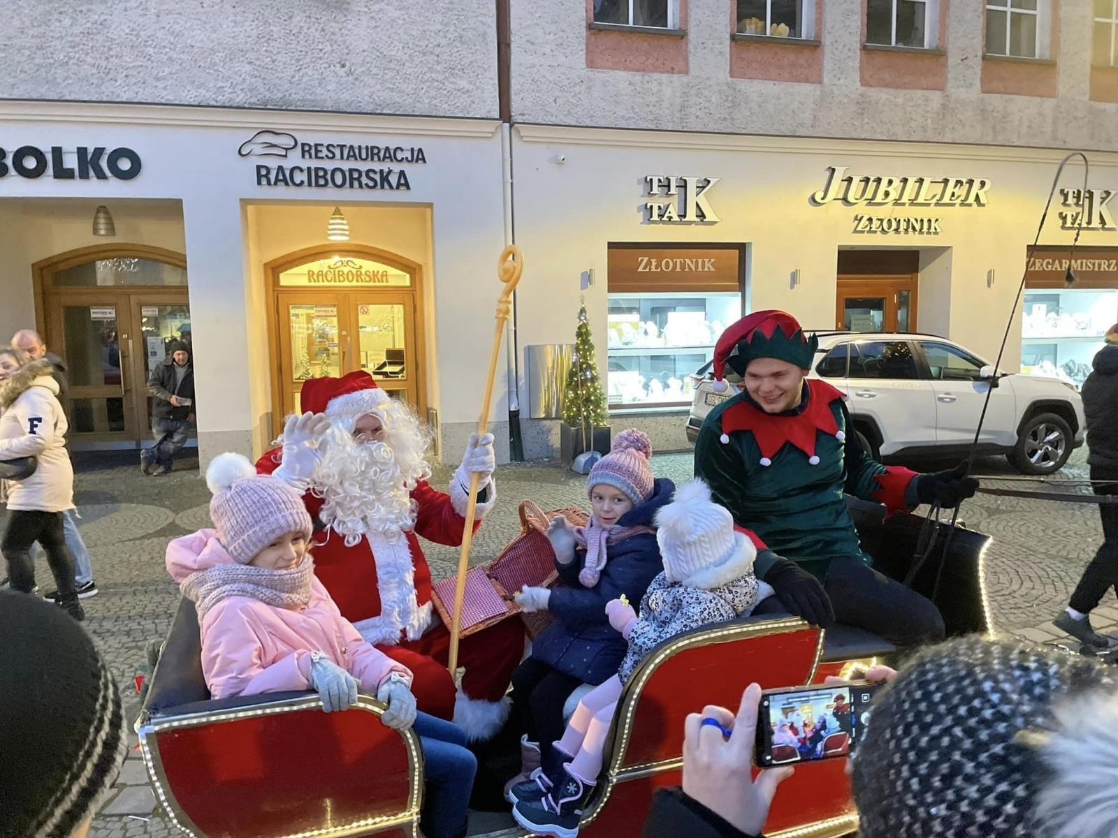 Zdjęcie w galerii na portalu naszraciborz.pl: Niedziela na raciborskim jarmarku [WIDEO] wiadomości z regionu