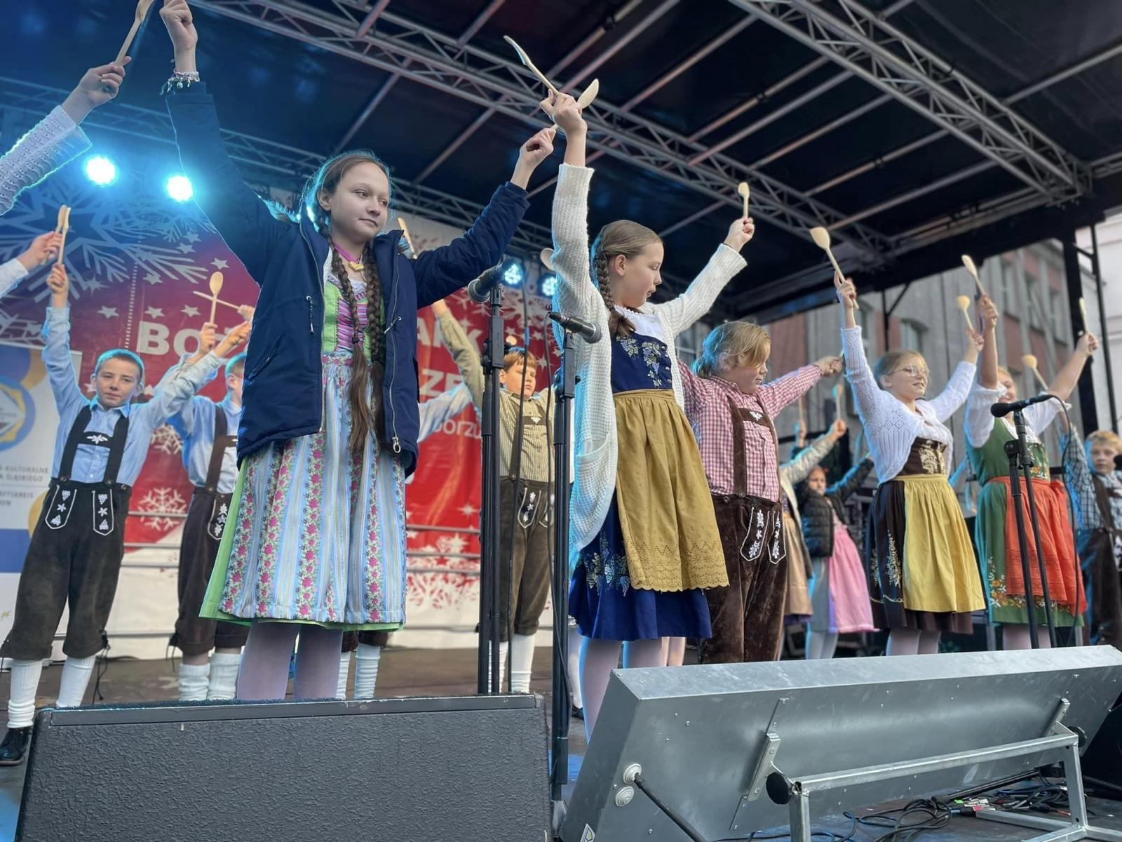 Zdjęcie w galerii na portalu naszraciborz.pl: Niedziela na raciborskim jarmarku [WIDEO] wiadomości z regionu