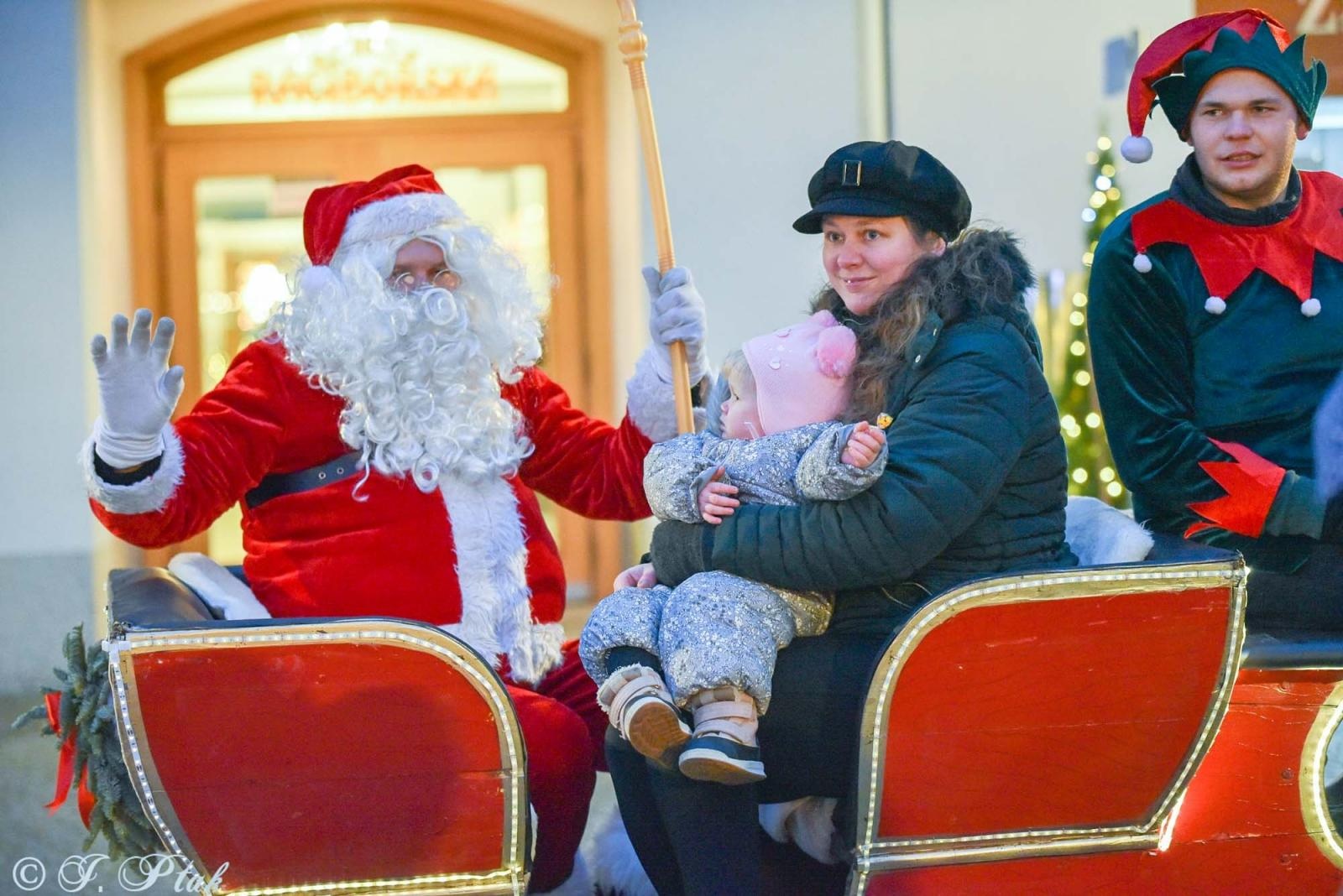 Zdjęcie w galerii na portalu naszraciborz.pl: Niedziela na raciborskim jarmarku [WIDEO] wiadomości z regionu