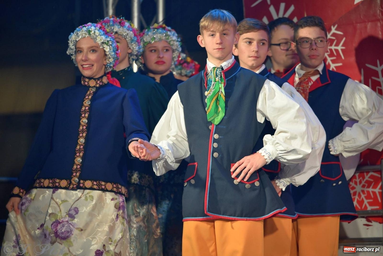 Zdjęcie w galerii na portalu naszraciborz.pl: Taneczny finał raciborskiego jarmarku wiadomości z regionu