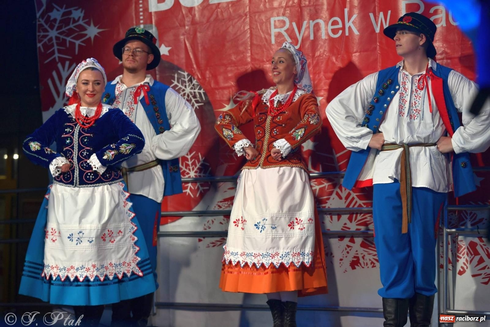 Zdjęcie w galerii na portalu naszraciborz.pl: Taneczny finał raciborskiego jarmarku wiadomości z regionu
