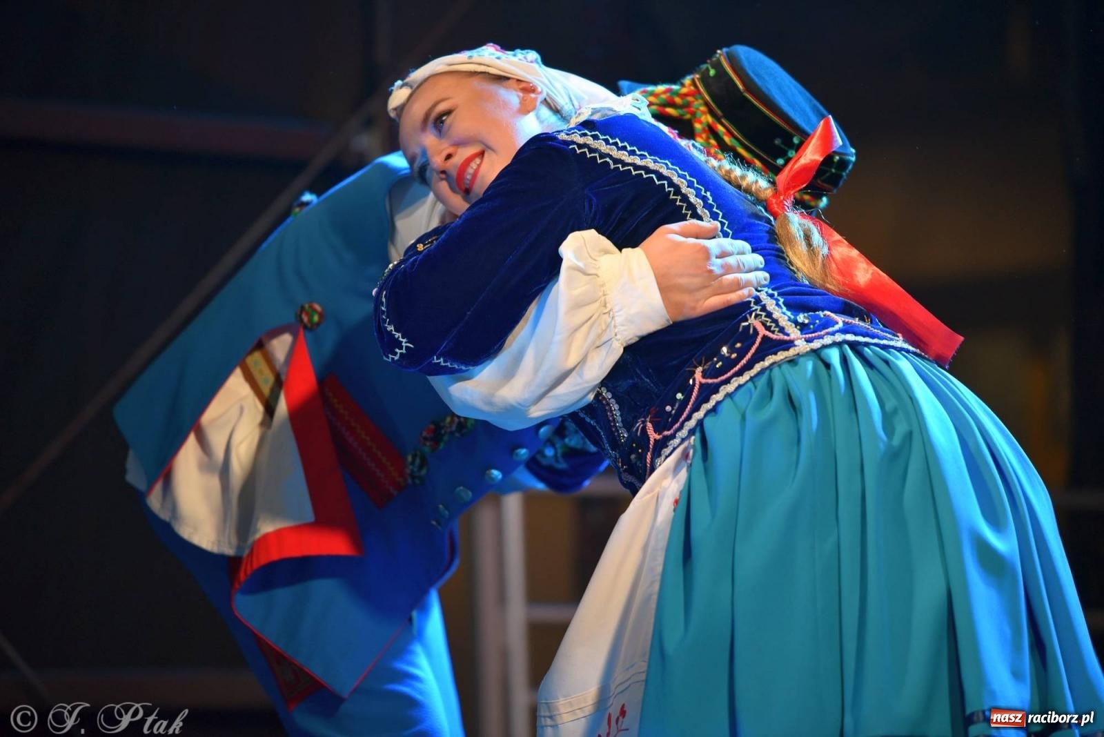 Zdjęcie w galerii na portalu naszraciborz.pl: Taneczny finał raciborskiego jarmarku wiadomości z regionu