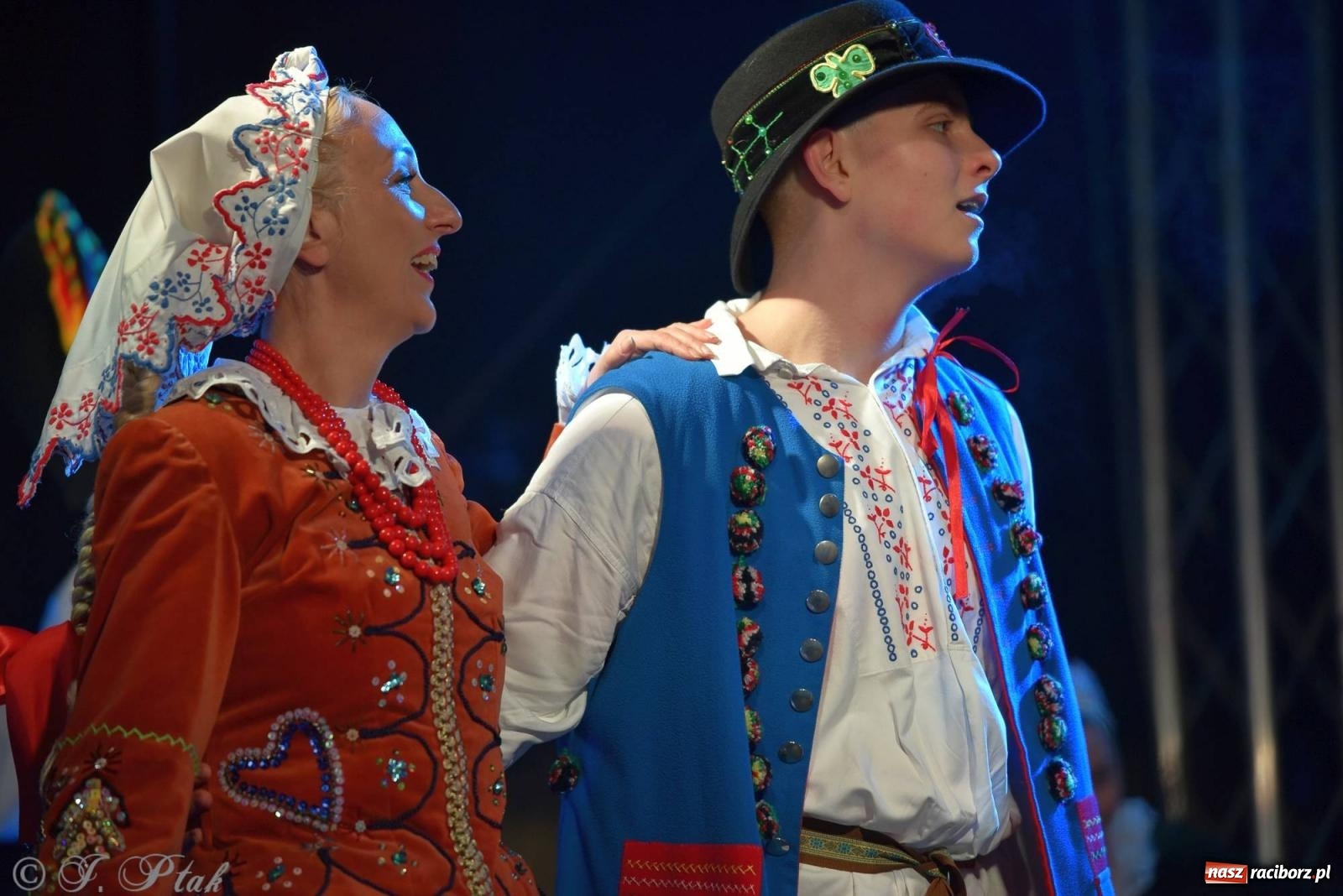 Zdjęcie w galerii na portalu naszraciborz.pl: Taneczny finał raciborskiego jarmarku wiadomości z regionu