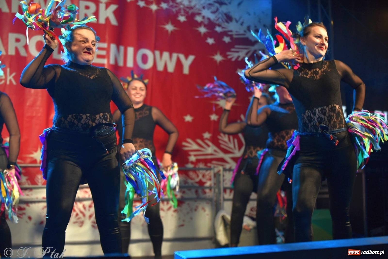 Zdjęcie w galerii na portalu naszraciborz.pl: Taneczny finał raciborskiego jarmarku wiadomości z regionu