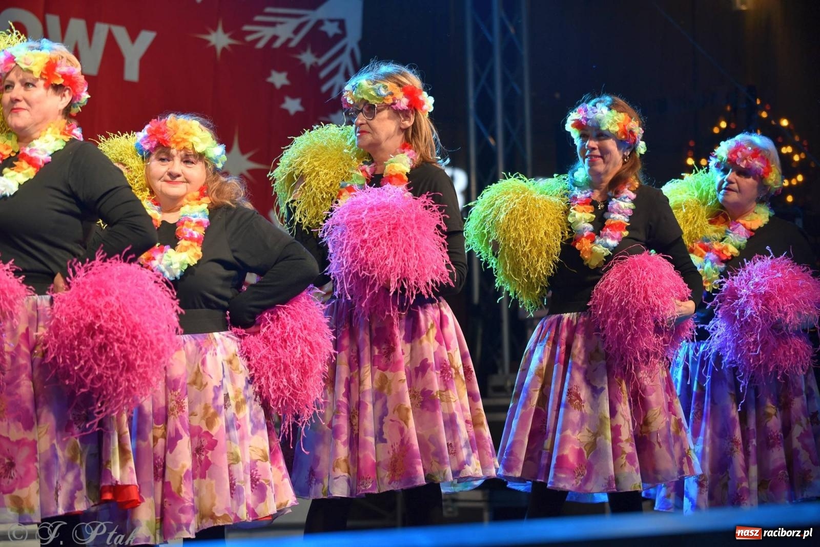 Zdjęcie w galerii na portalu naszraciborz.pl: Taneczny finał raciborskiego jarmarku wiadomości z regionu