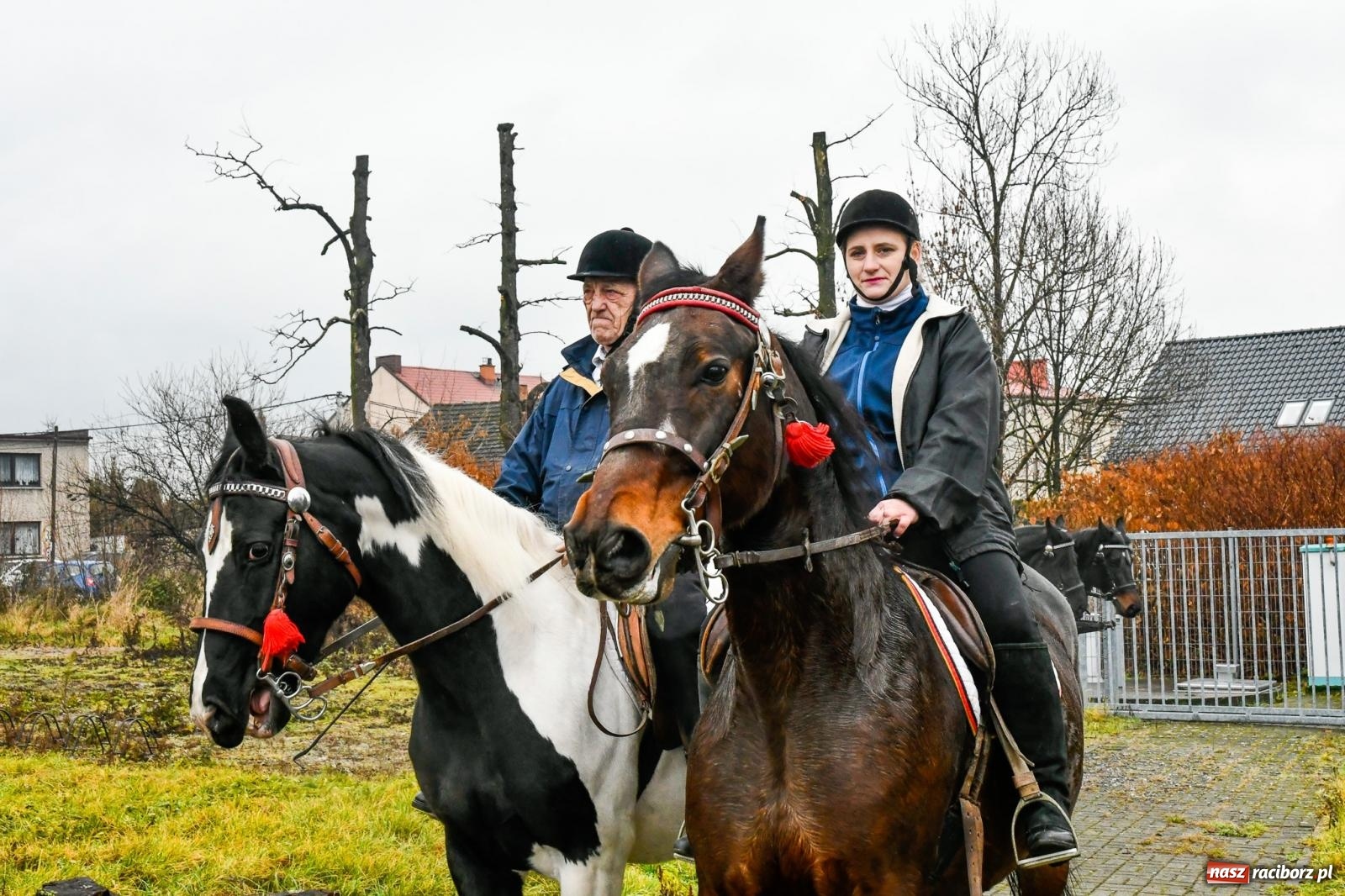 Zdjęcie w galerii na portalu naszraciborz.pl: Dwa św. Mikołaje i diabeł z Sudoła – doroczna procesja w Krzanowicach [FOTO i WIDEO] wiadomości z regionu