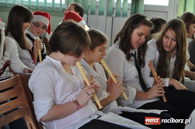 Zdjęcie w galerii na portalu naszraciborz.pl: Mistrzowie fletu zagrali po raz 10 wiadomości z regionu