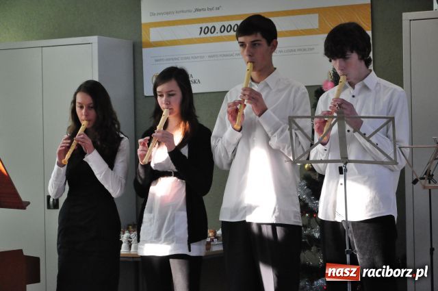 Zdjęcie w galerii na portalu naszraciborz.pl: Mistrzowie fletu zagrali po raz 10 wiadomości z regionu