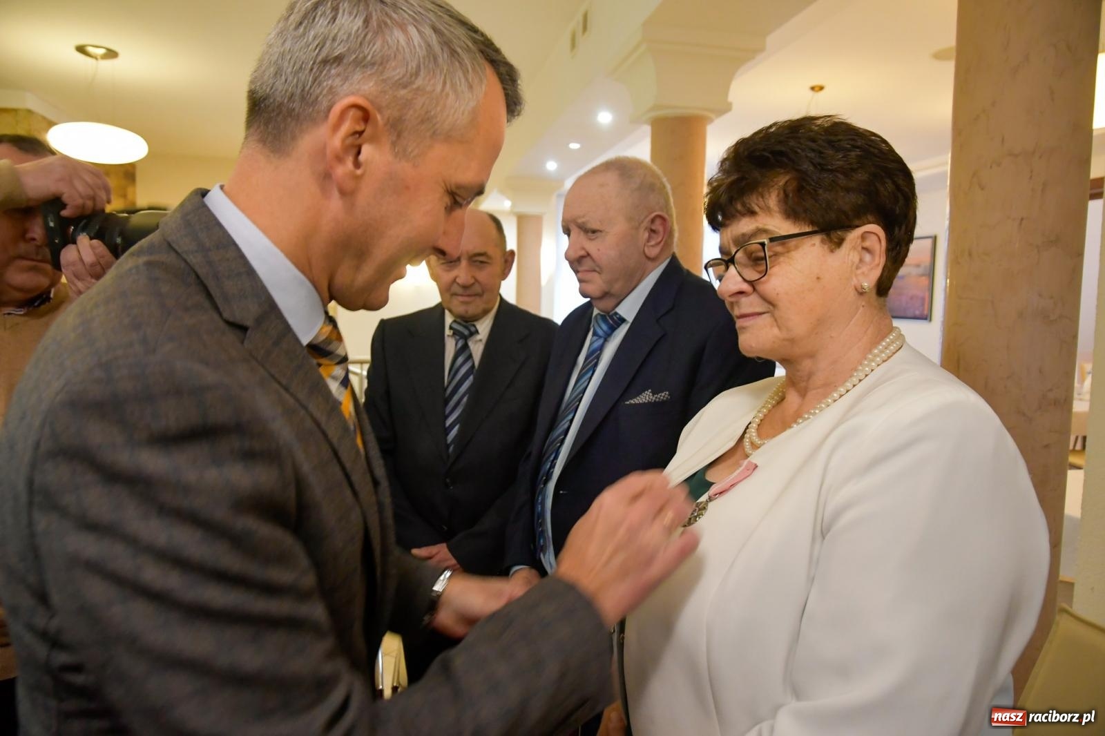 Zdjęcie w galerii na portalu naszraciborz.pl: Miłość jest najważniejsza. Złote gody w Raciborzu [FOTO i WIDEO] wiadomości z regionu