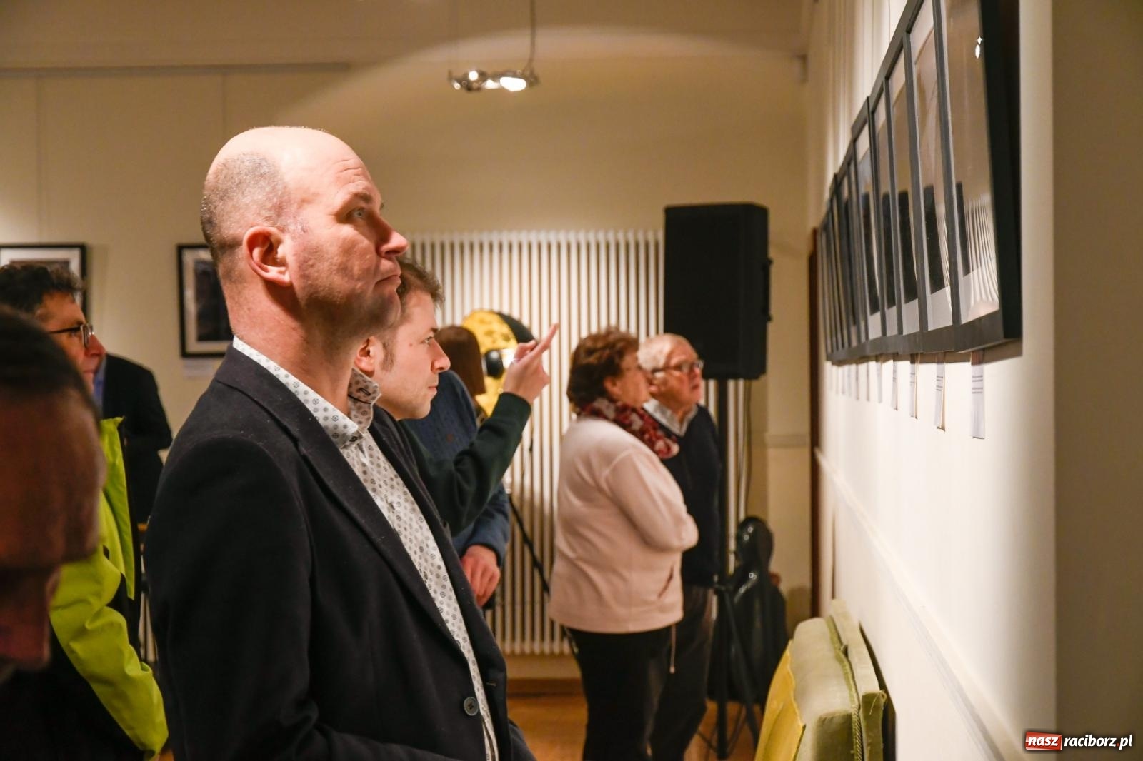 Zdjęcie w galerii na portalu naszraciborz.pl: Raciborskie miejsca pamięci. Wernisaż wystawy Natalii Klimaschki w RCK wiadomości z regionu