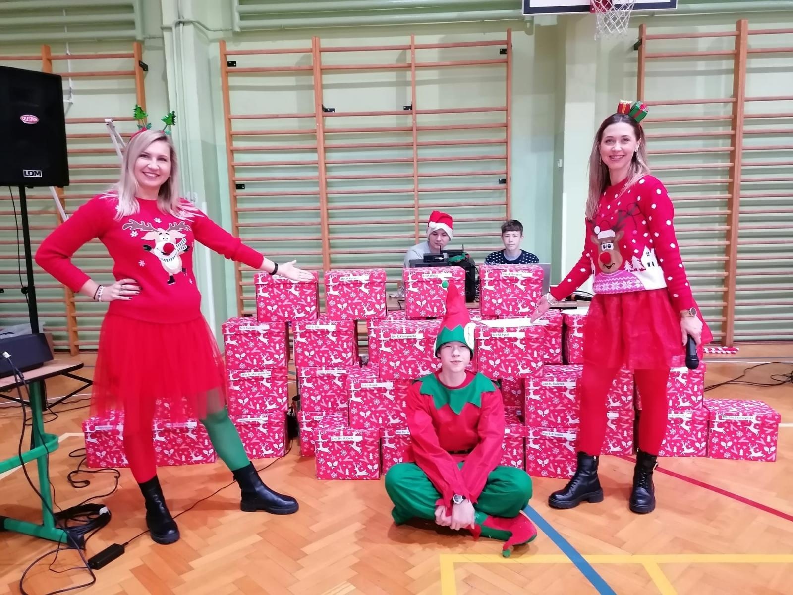 Zdjęcie w galerii na portalu naszraciborz.pl: Mikołaj w Zespole Szkół Specjalnych [FOTO] wiadomości z regionu