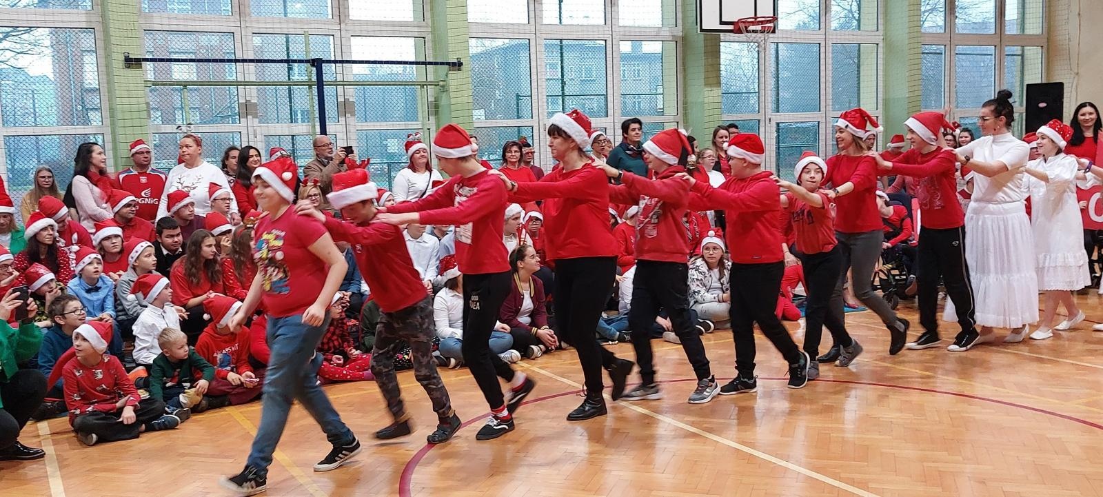 Zdjęcie w galerii na portalu naszraciborz.pl: Mikołaj w Zespole Szkół Specjalnych [FOTO] wiadomości z regionu