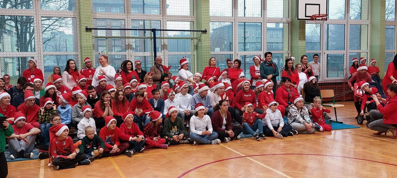 Zdjęcie w galerii na portalu naszraciborz.pl: Mikołaj w Zespole Szkół Specjalnych [FOTO] wiadomości z regionu