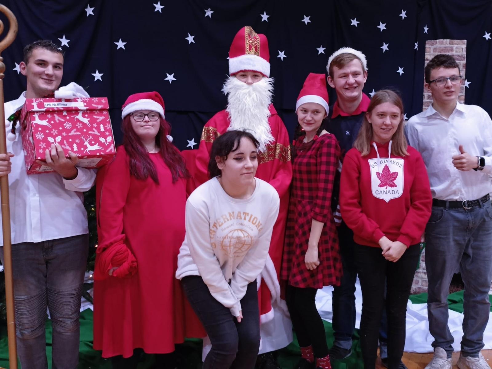 Zdjęcie w galerii na portalu naszraciborz.pl: Mikołaj w Zespole Szkół Specjalnych [FOTO] wiadomości z regionu