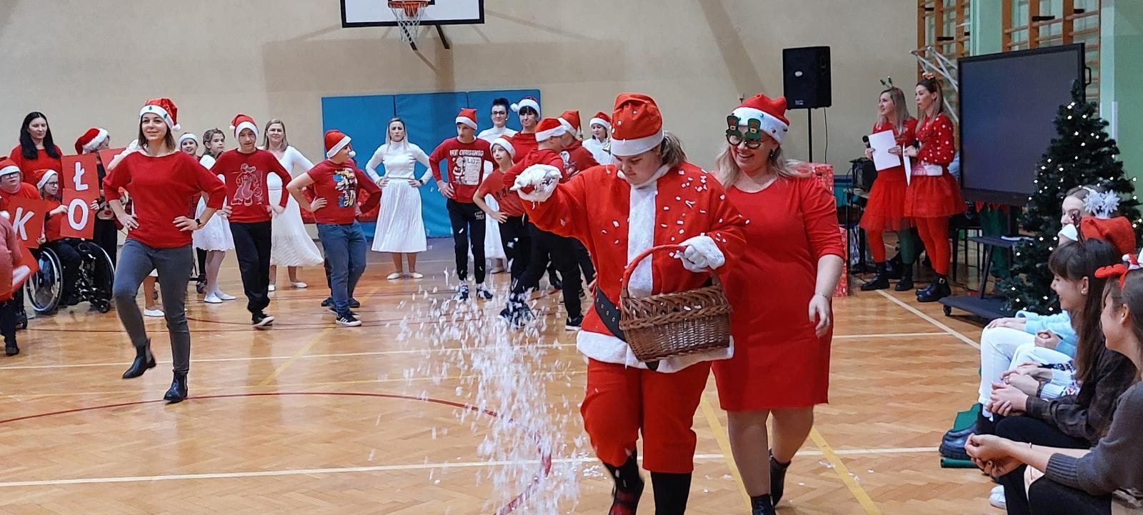 Zdjęcie w galerii na portalu naszraciborz.pl: Mikołaj w Zespole Szkół Specjalnych [FOTO] wiadomości z regionu