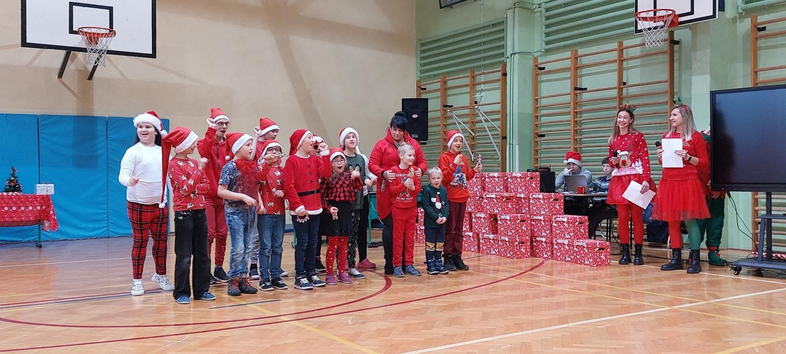 Zdjęcie w galerii na portalu naszraciborz.pl: Mikołaj w Zespole Szkół Specjalnych [FOTO] wiadomości z regionu