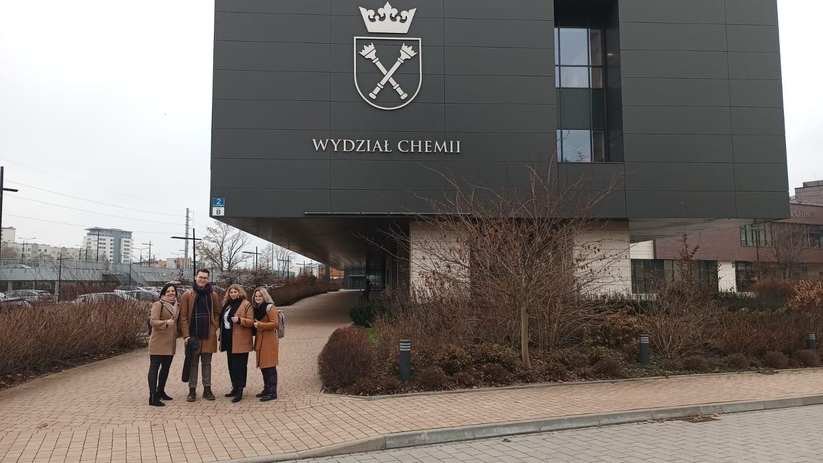 Zdjęcie w galerii na portalu naszraciborz.pl: Chemicy CKZiU nr 1 z sukcesem na Uniwersytecie Jagiellońskim wiadomości z regionu