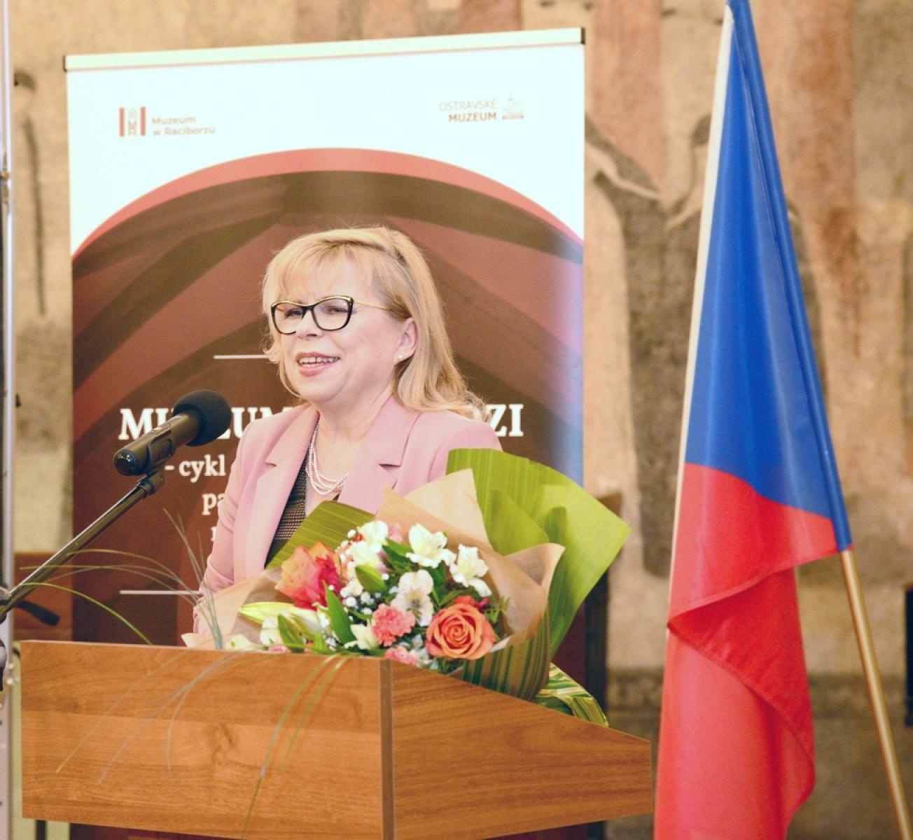 Zdjęcie w galerii na portalu naszraciborz.pl: Złoty warkocz historii. Raciborskie Muzeum świętuje 95-lecie wiadomości z regionu