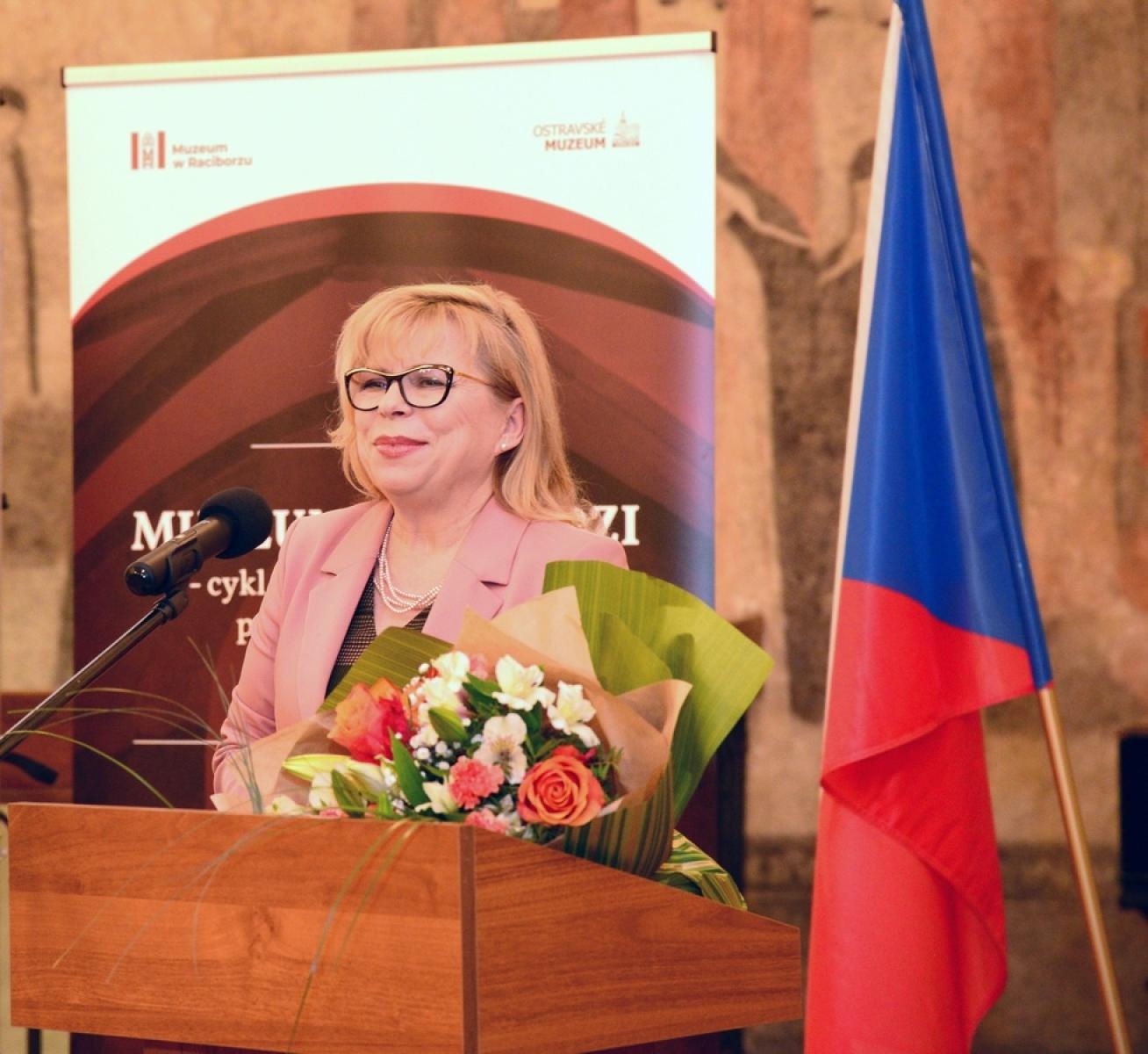 Zdjęcie w galerii na portalu naszraciborz.pl: Złoty warkocz historii. Raciborskie Muzeum świętuje 95-lecie wiadomości z regionu