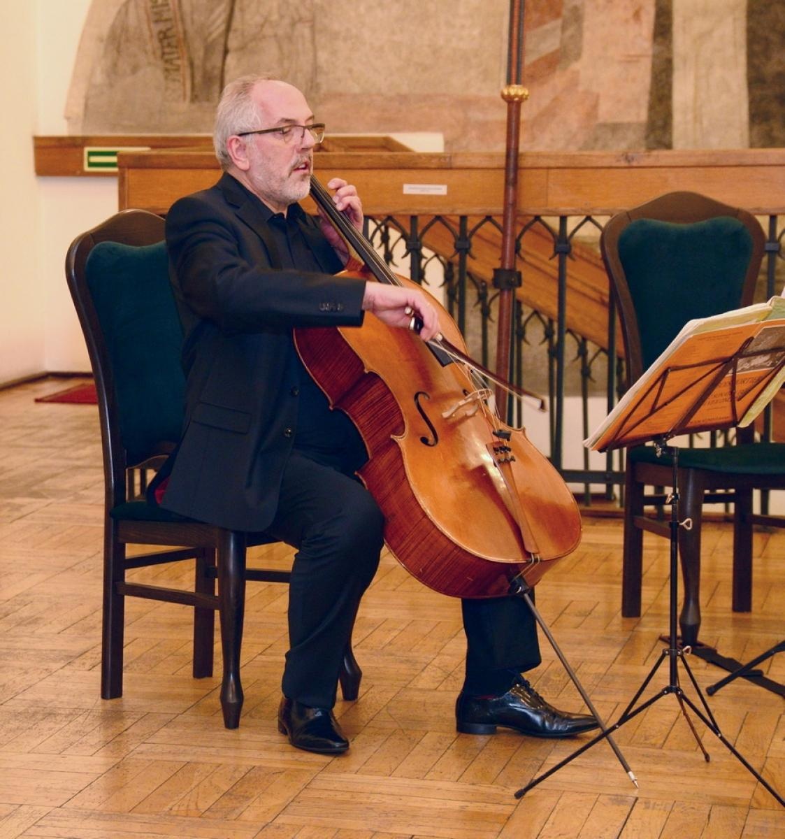 Zdjęcie w galerii na portalu naszraciborz.pl: Złoty warkocz historii. Raciborskie Muzeum świętuje 95-lecie wiadomości z regionu