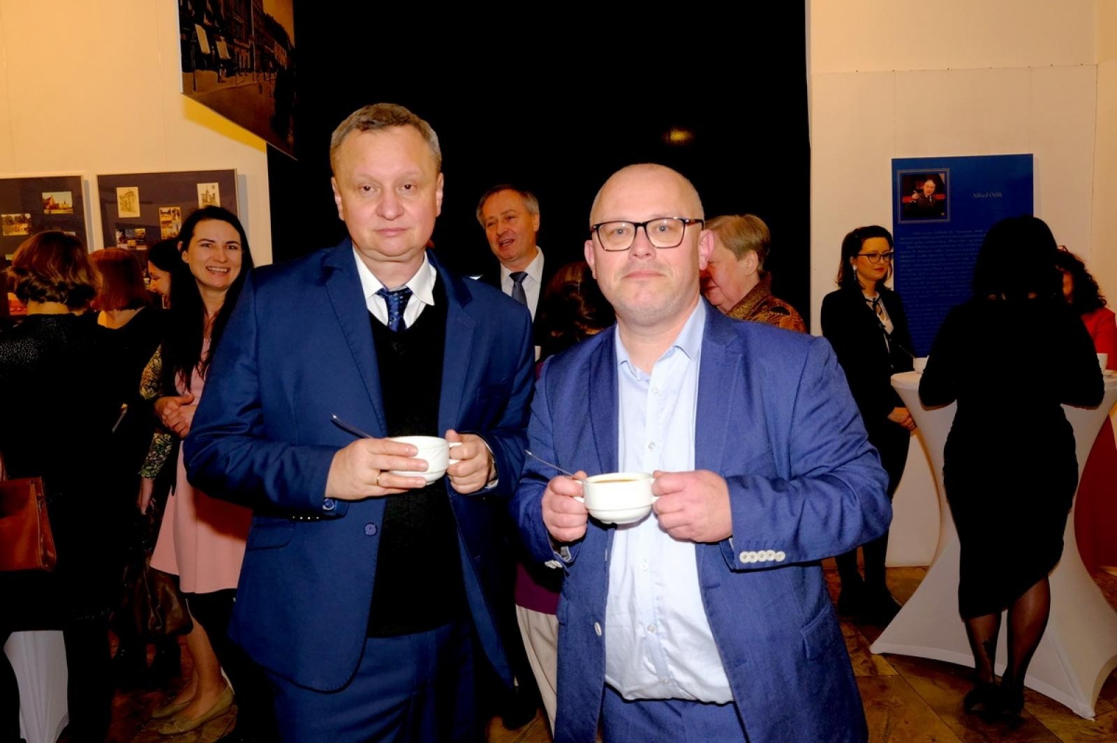 Zdjęcie w galerii na portalu naszraciborz.pl: Złoty warkocz historii. Raciborskie Muzeum świętuje 95-lecie wiadomości z regionu