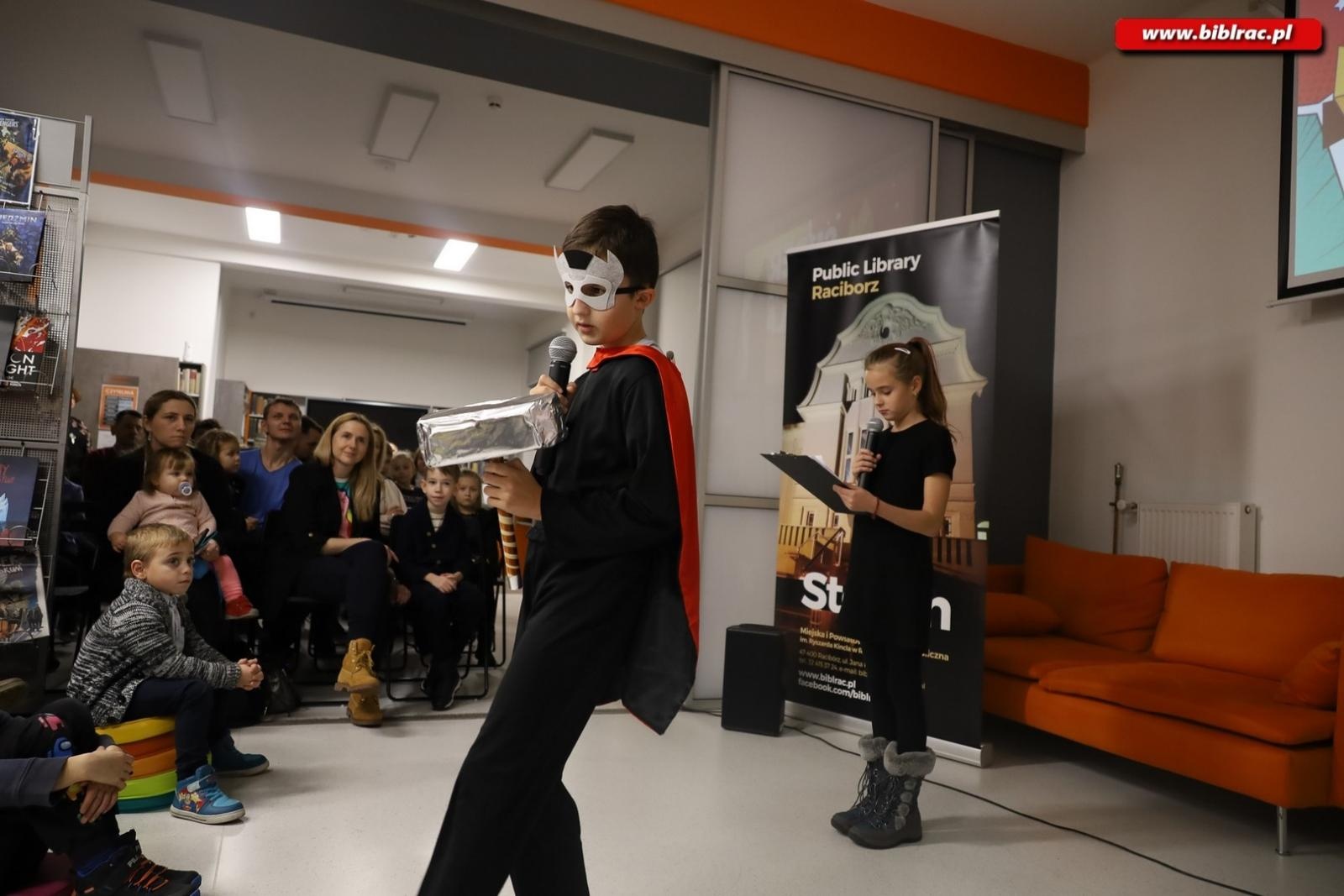 Zdjęcie w galerii na portalu naszraciborz.pl: Raciborscy superbohaterowie Marvela nagrodzeni wiadomości z regionu