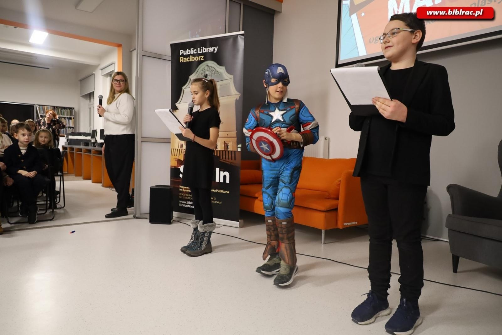 Zdjęcie w galerii na portalu naszraciborz.pl: Raciborscy superbohaterowie Marvela nagrodzeni wiadomości z regionu